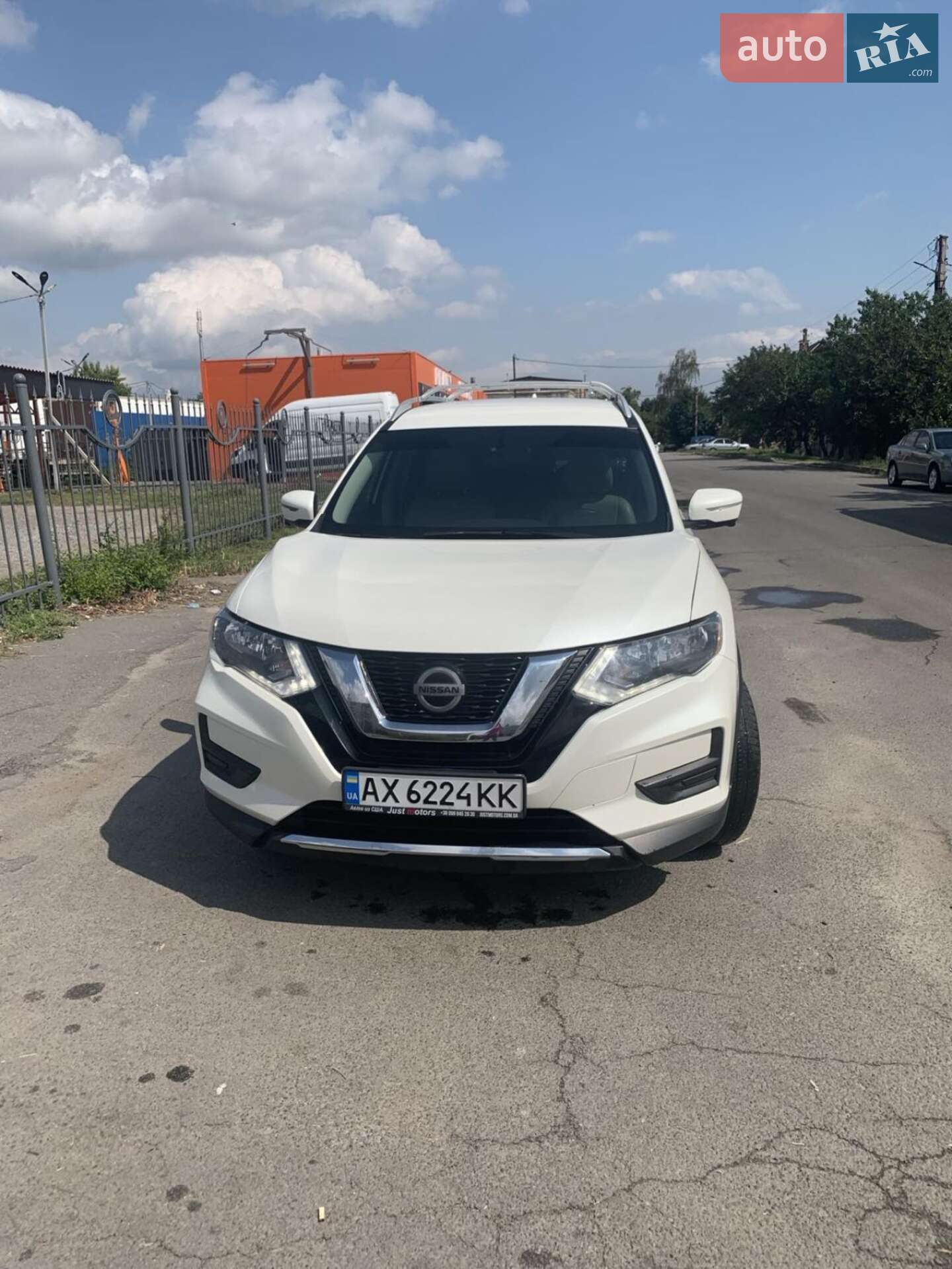 Головне фото звіту автомобіля NISSAN ROGUE 2019