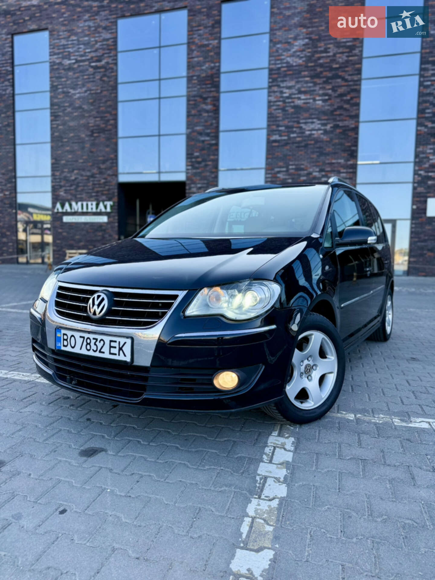 VOLKSWAGEN TOURAN 2007
