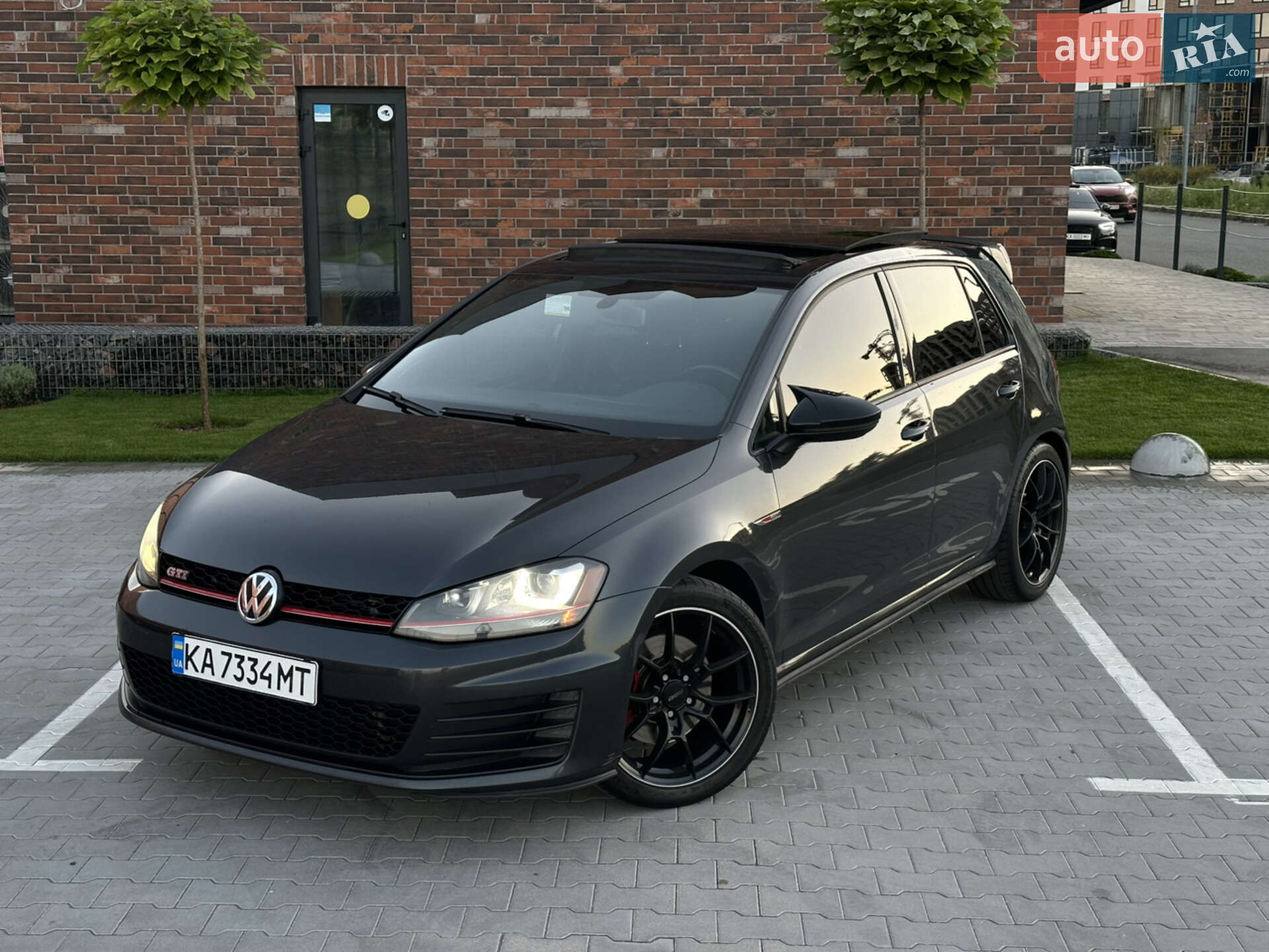 VOLKSWAGEN GOLF GTI 2015