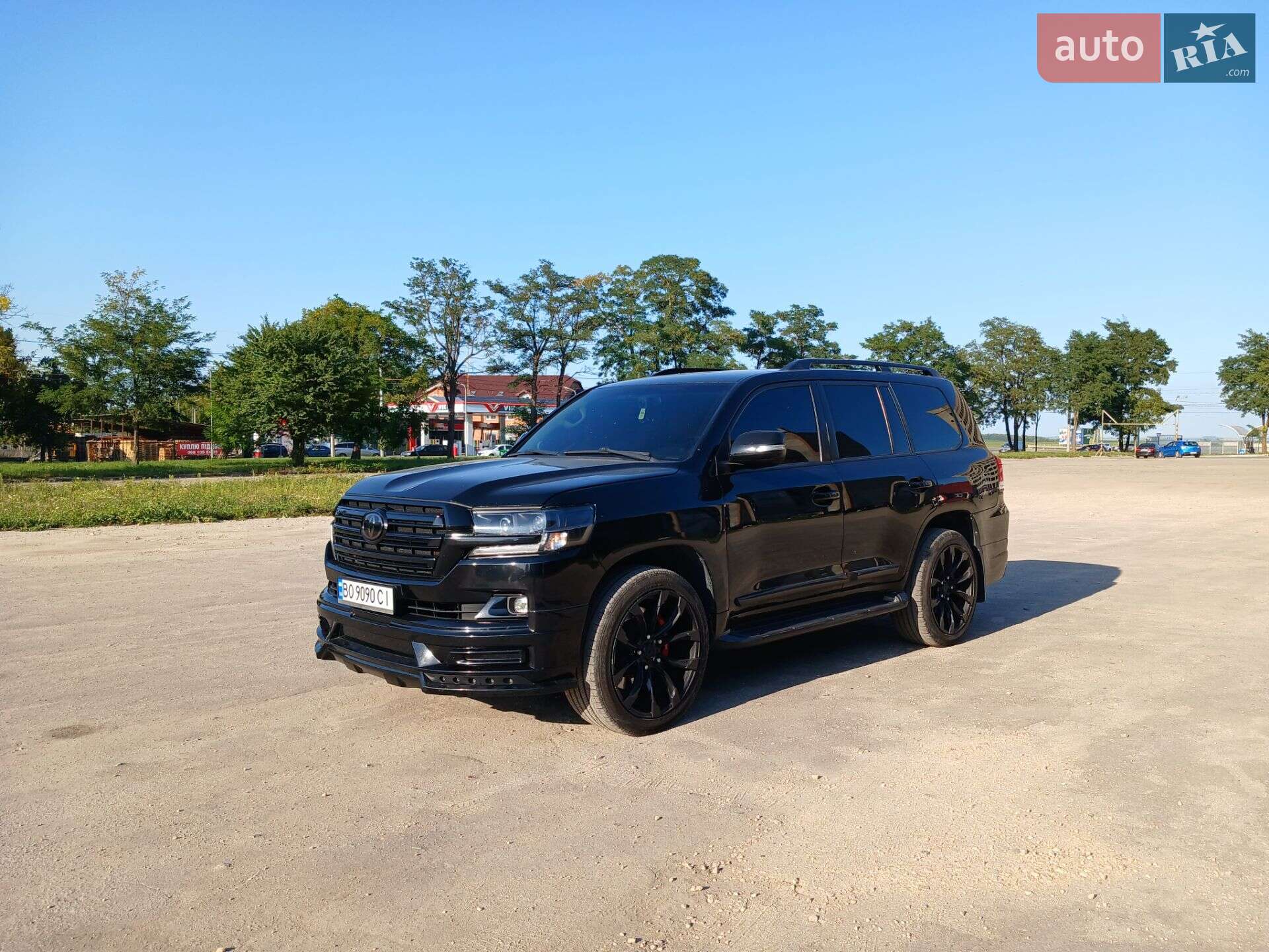 TOYOTA LAND CRUISER 200 2011