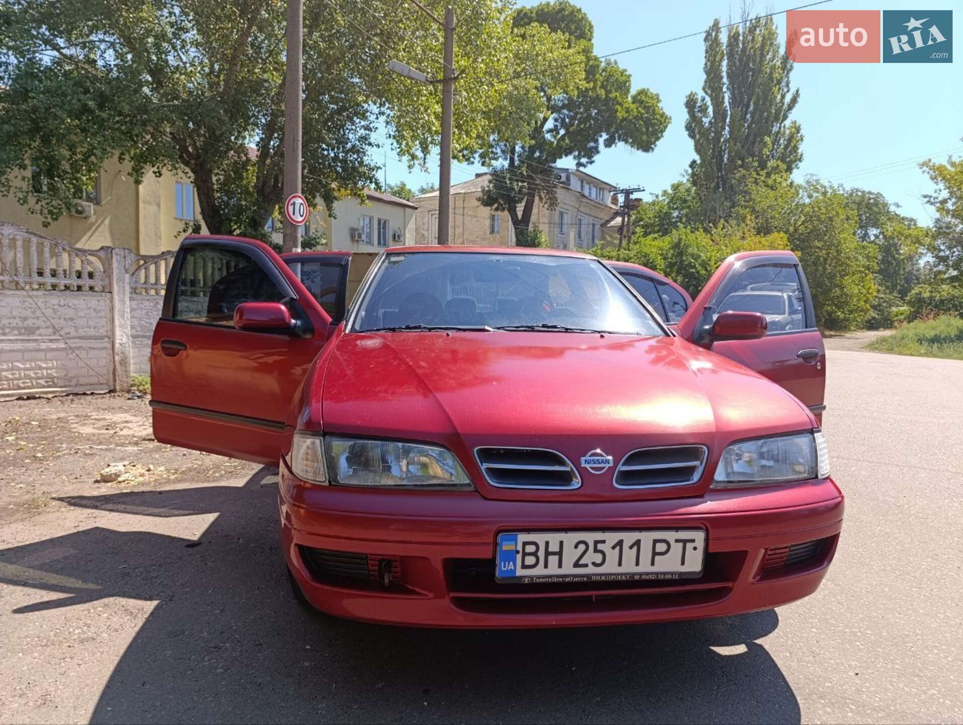 NISSAN PRIMERA 1997