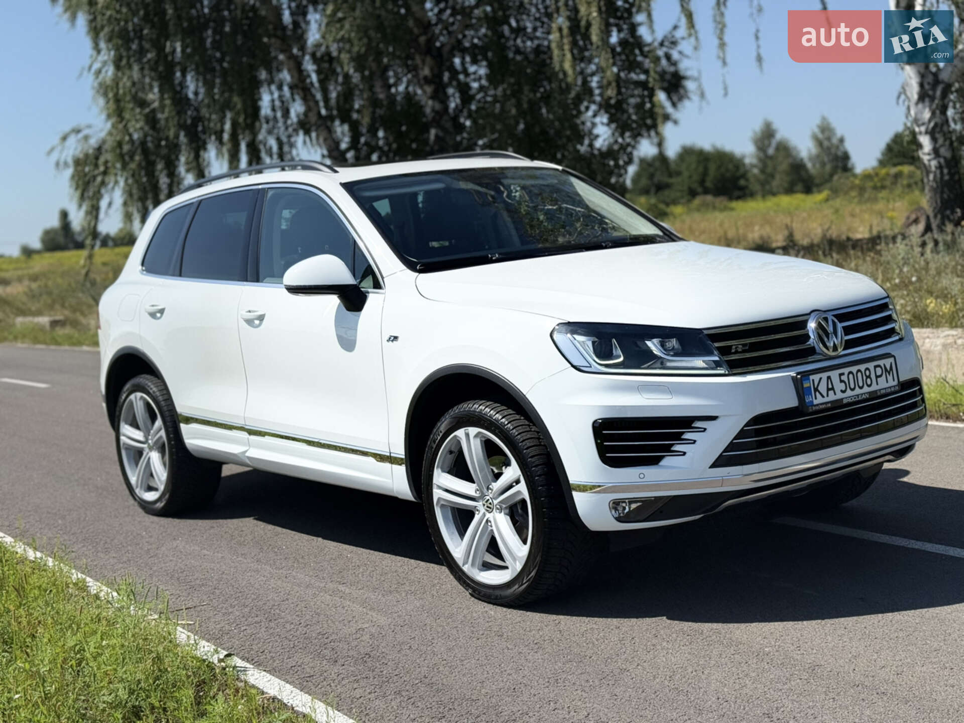 VOLKSWAGEN TOUAREG 2016