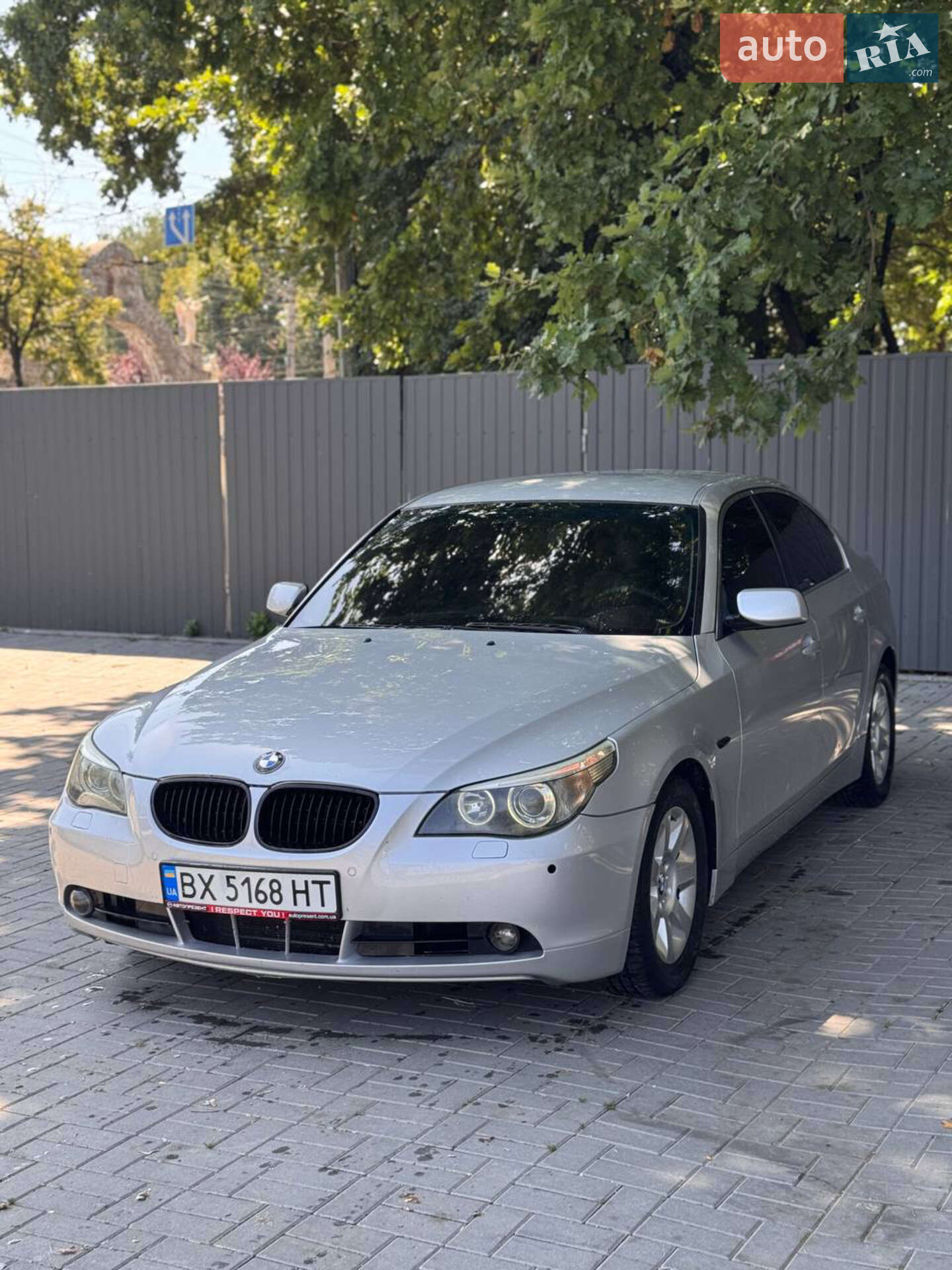 BMW 520I 2003