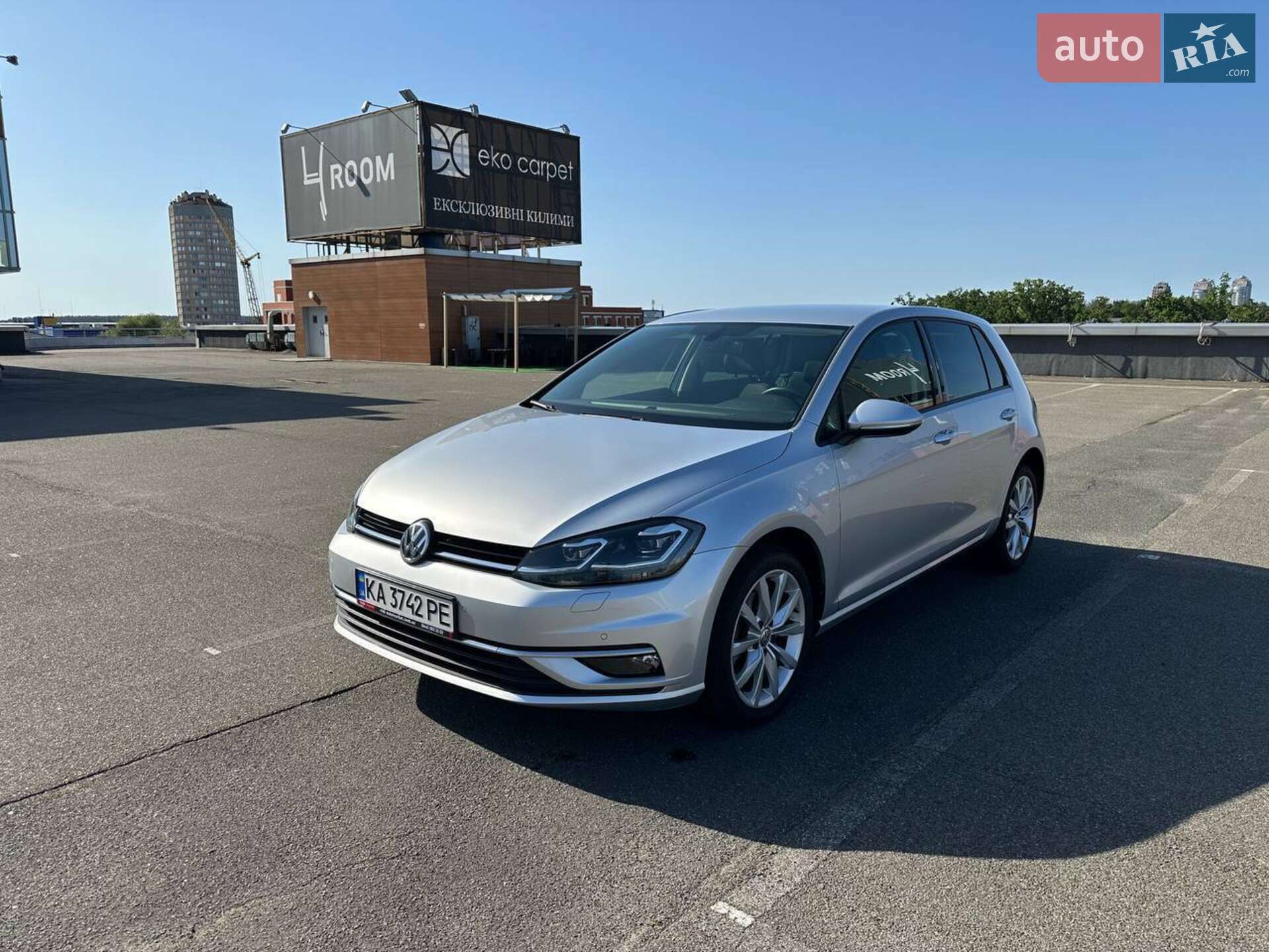 VOLKSWAGEN GOLF 2019
