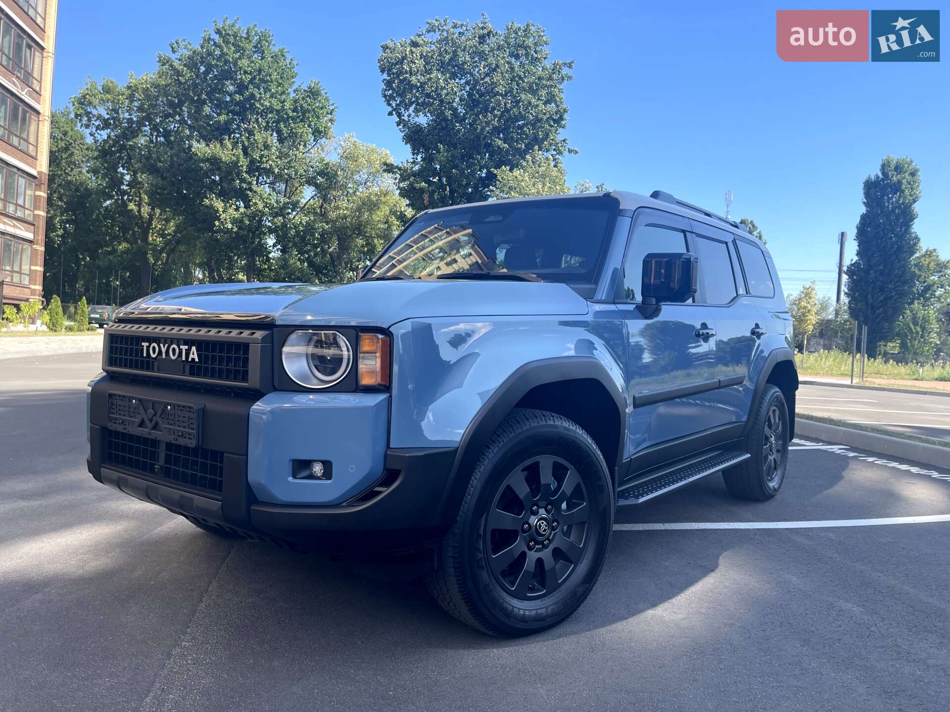 TOYOTA LAND CRUISER PRADO 2024