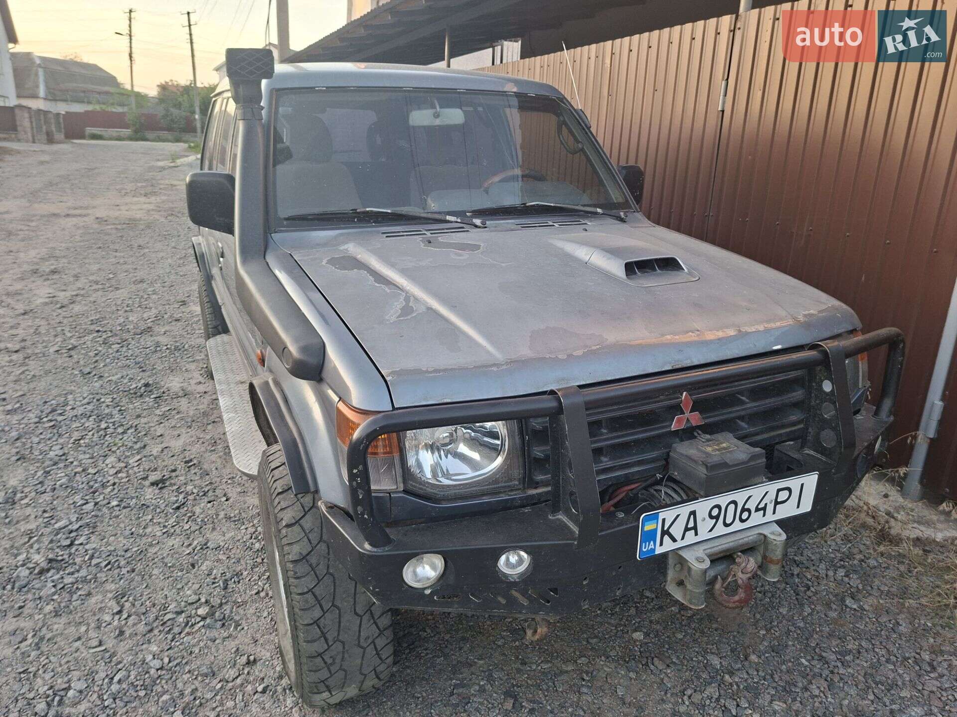 MITSUBISHI PAJERO 1996
