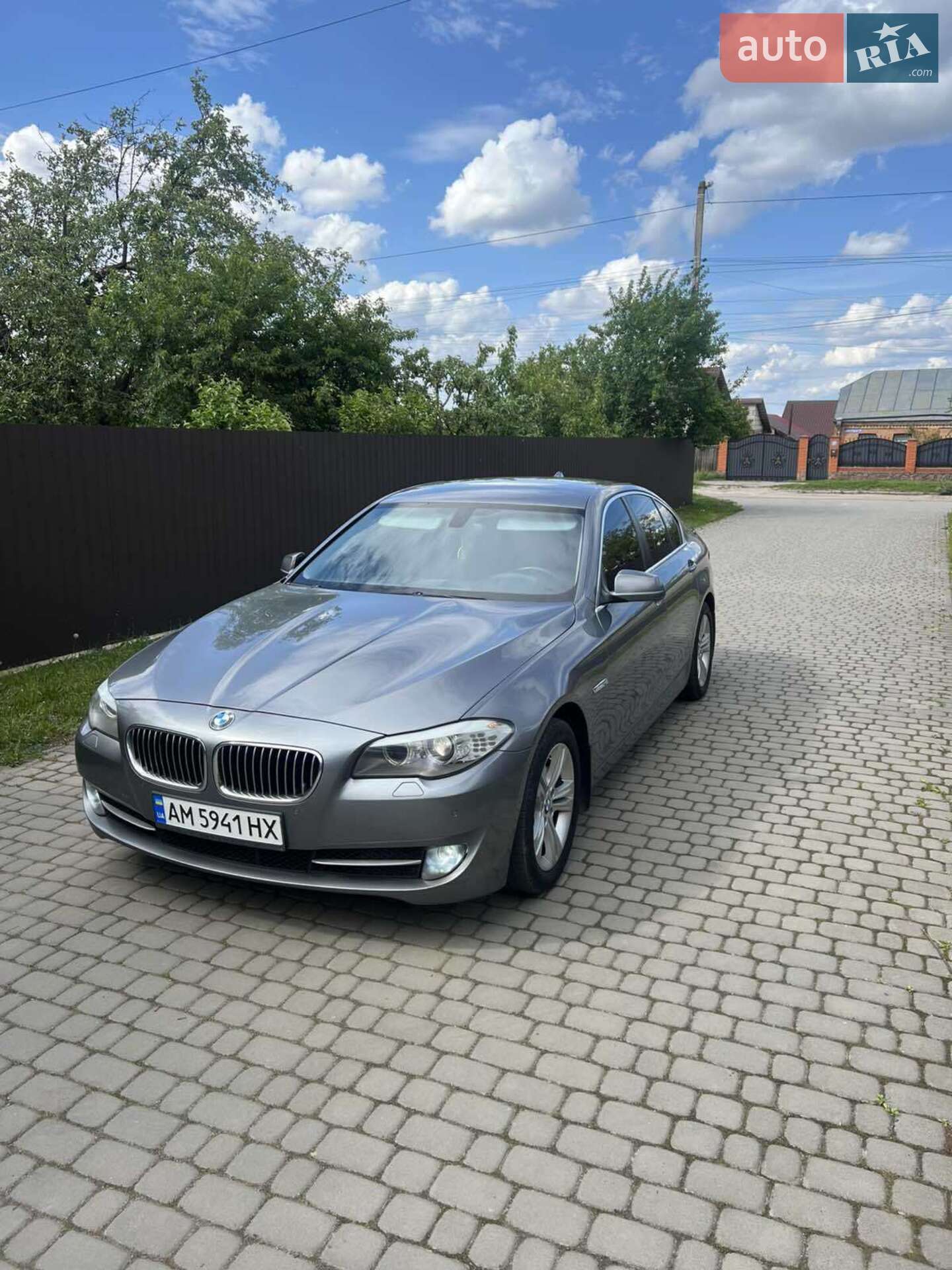 Головне фото звіту автомобіля BMW 528I 2012