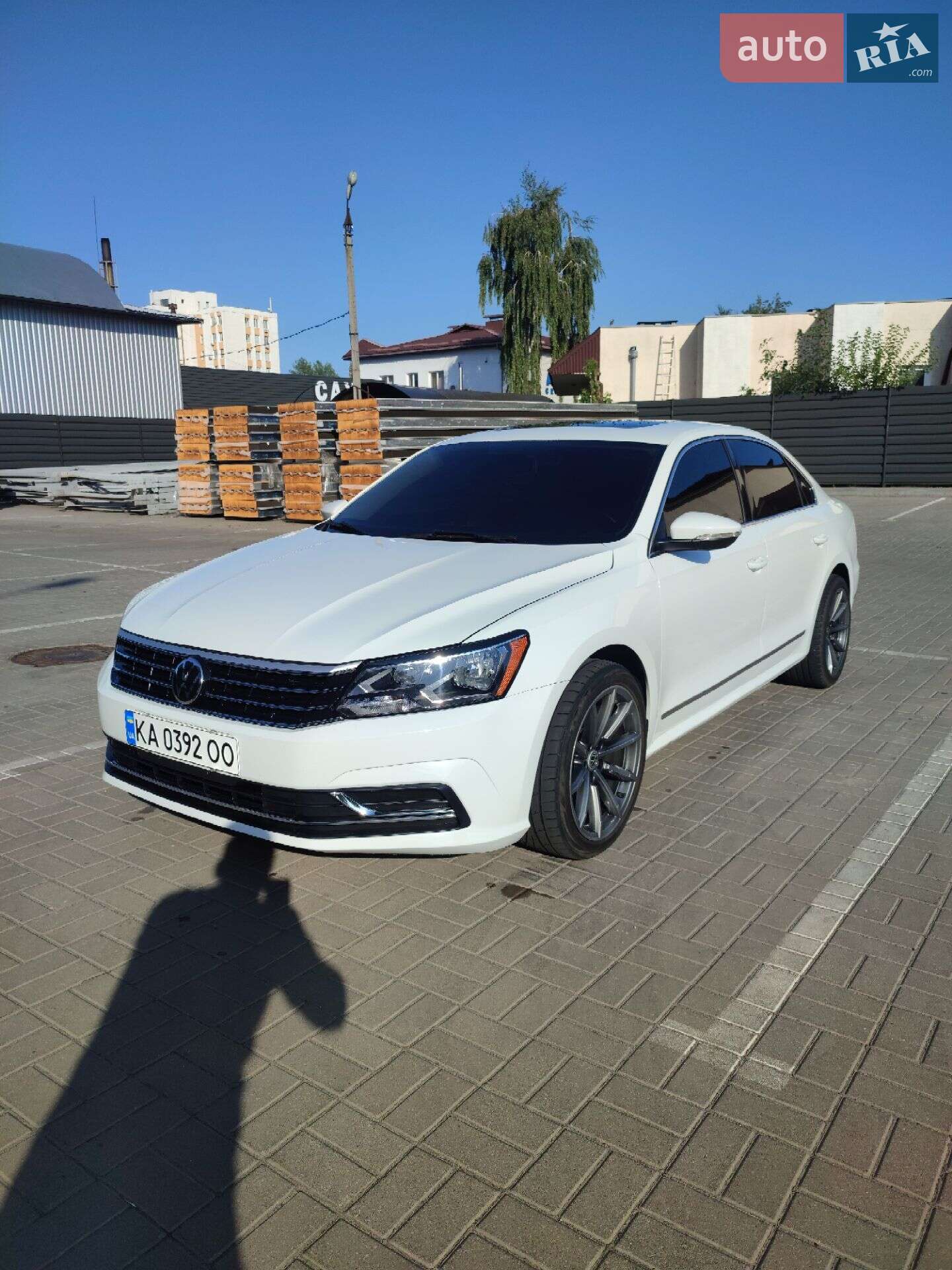 VOLKSWAGEN PASSAT 2016