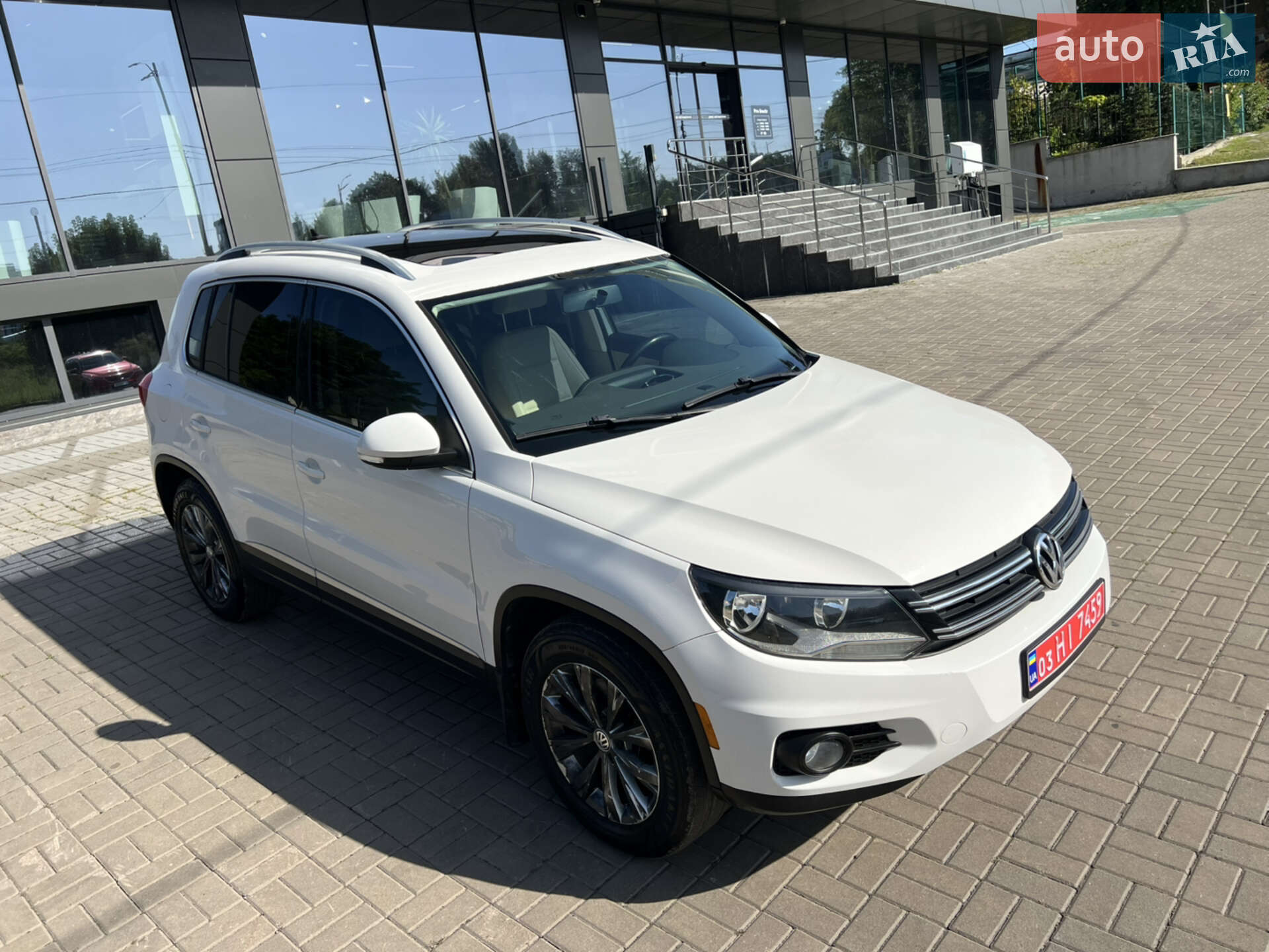 VOLKSWAGEN TIGUAN 2012