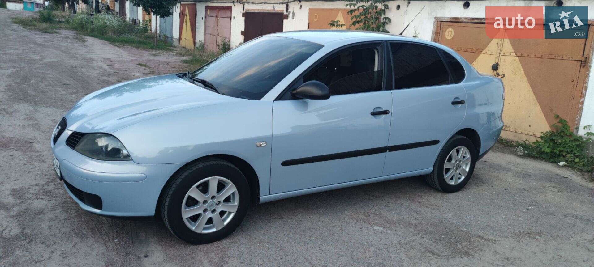 SEAT CORDOBA 2004