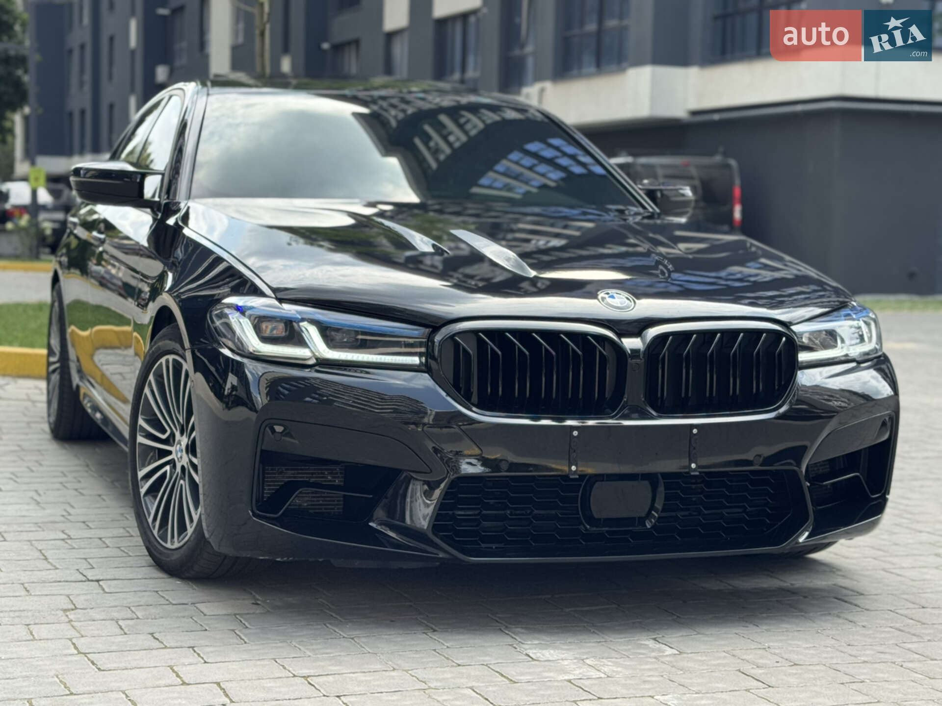 Головне фото звіту автомобіля BMW 530I 2017