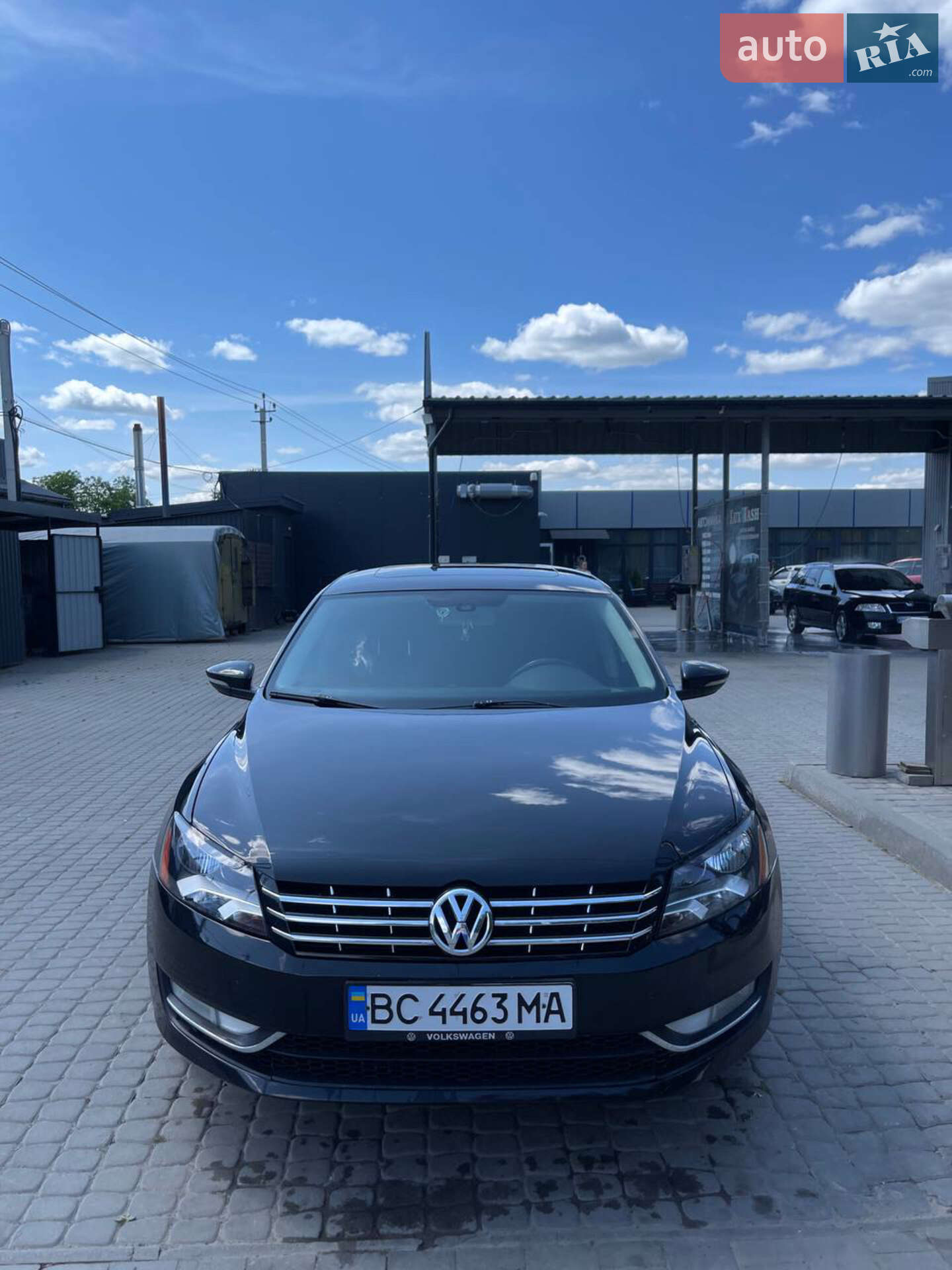 VOLKSWAGEN PASSAT 2012