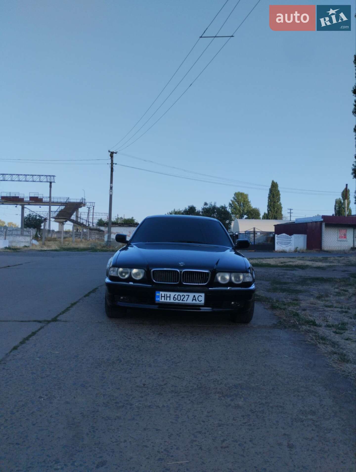 BMW 735I 2000