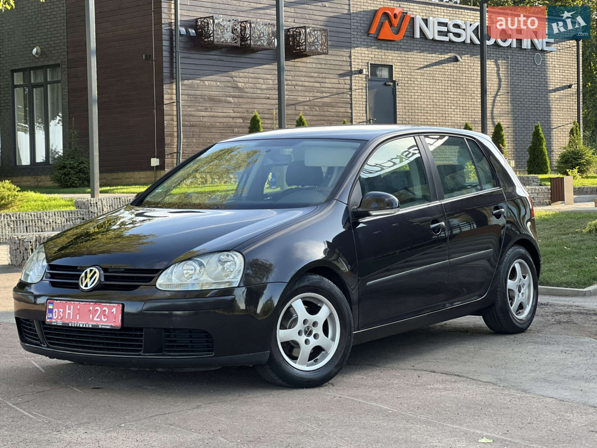 VOLKSWAGEN GOLF 2004