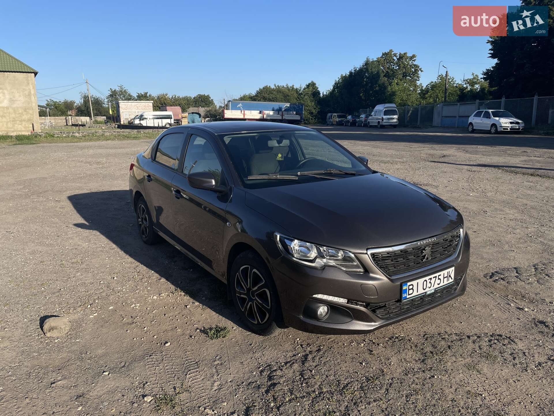 PEUGEOT 301 2018