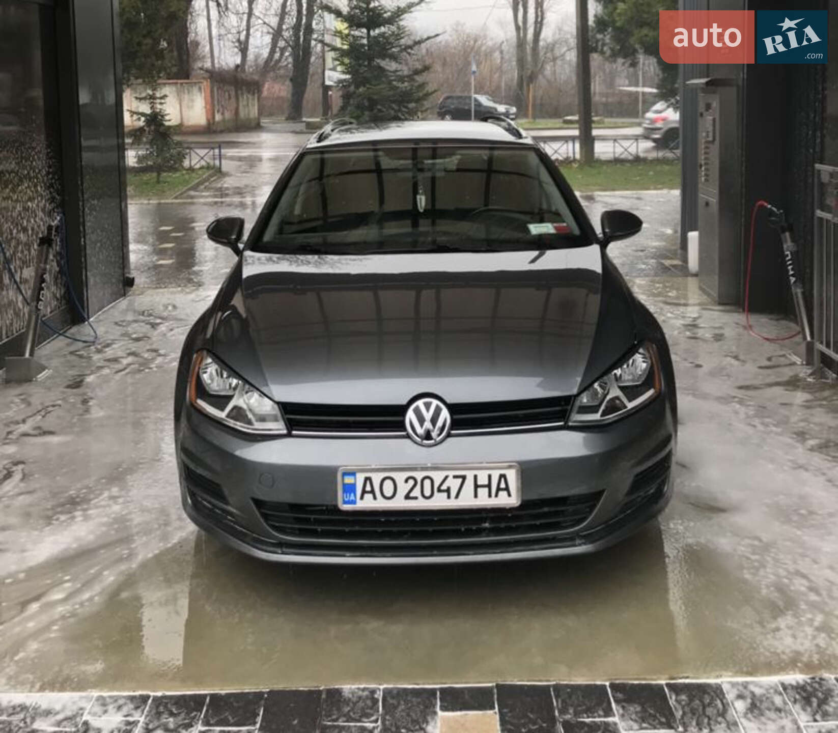 VOLKSWAGEN GOLF 2016