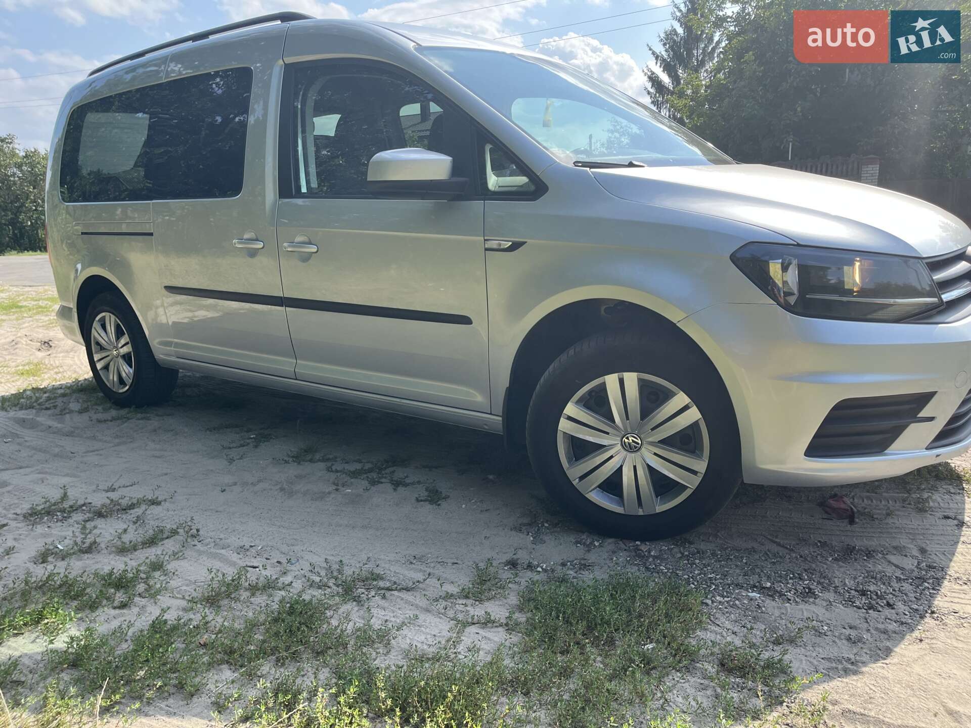 VOLKSWAGEN CADDY 2015