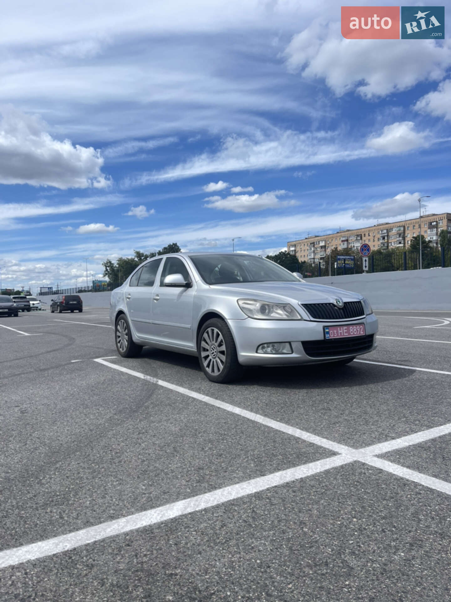 Головне фото звіту автомобіля SKODA OCTAVIA 2012