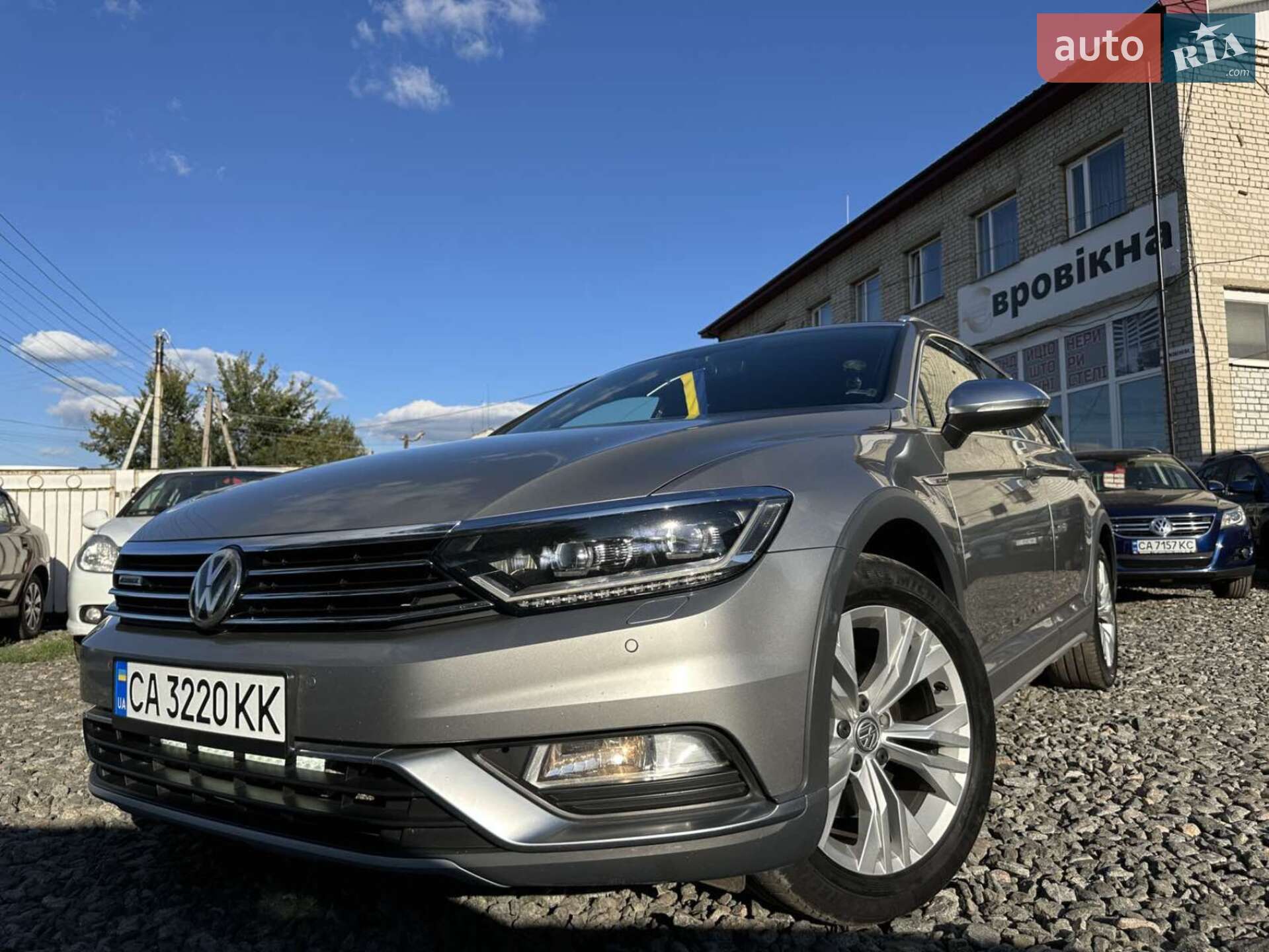 VOLKSWAGEN PASSAT 2016