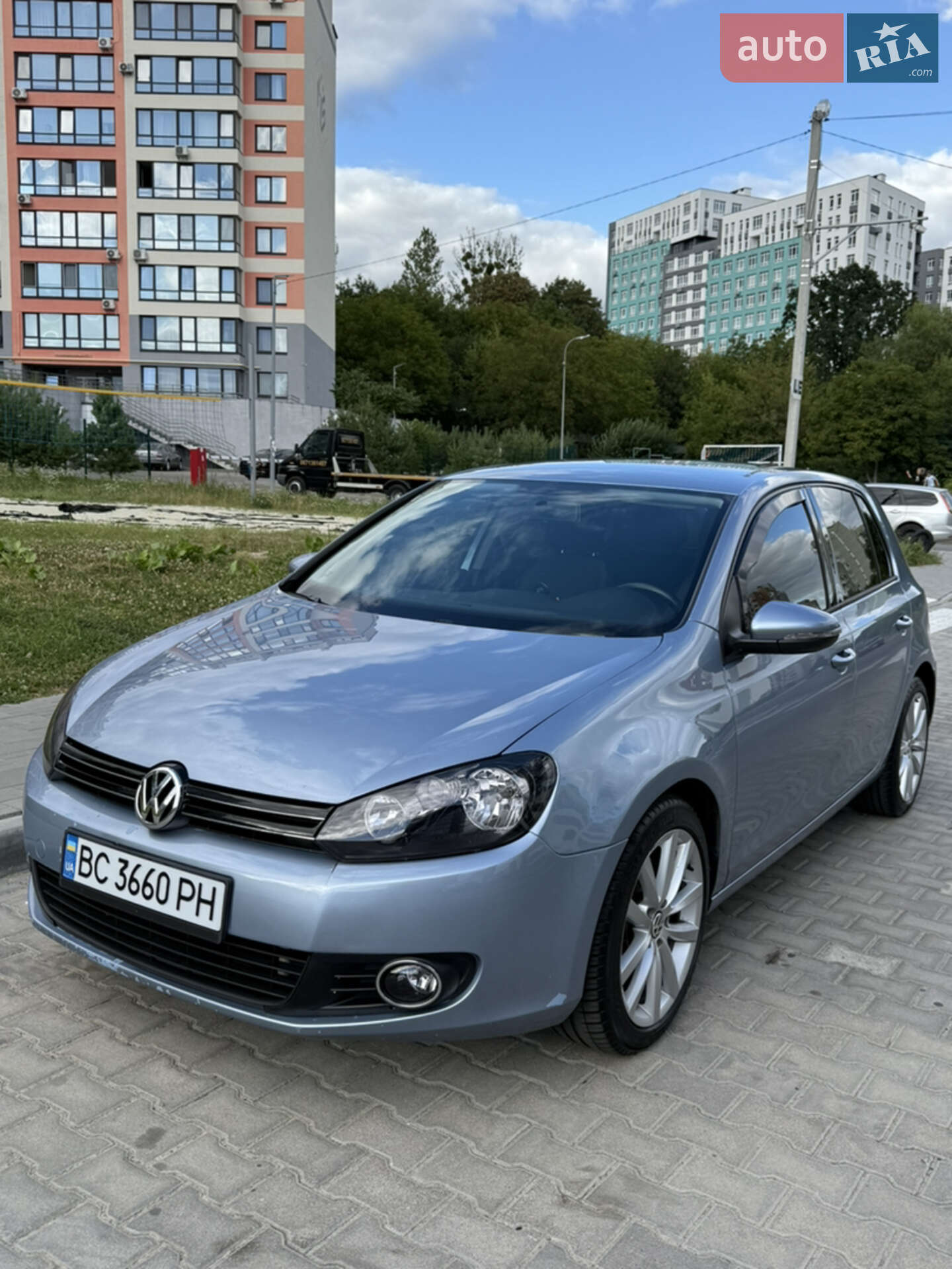 VOLKSWAGEN GOLF 2011