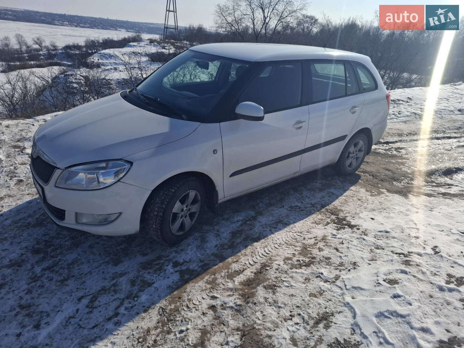 Головне фото звіту автомобіля SKODA FABIA 2012