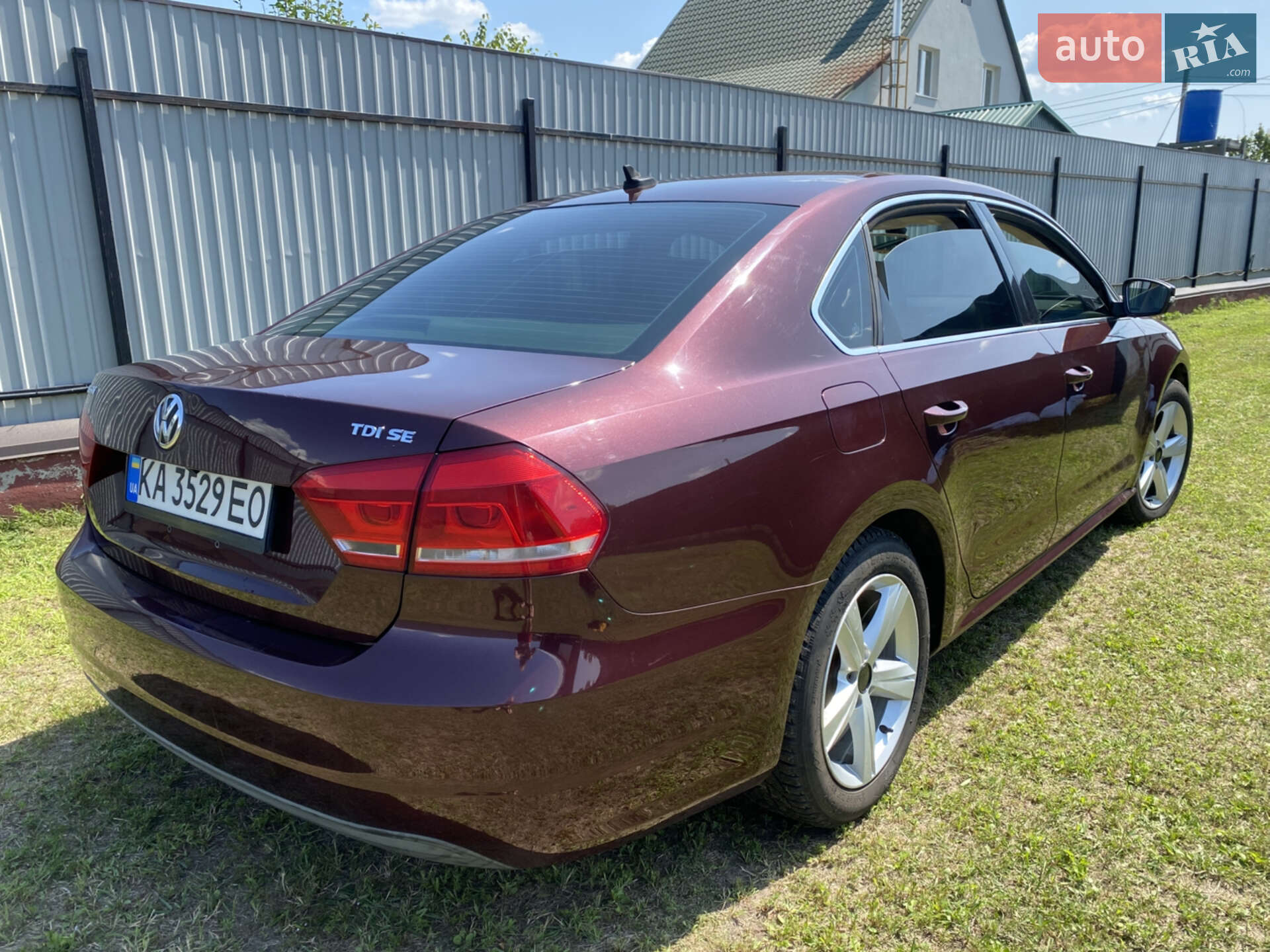 VOLKSWAGEN PASSAT 2012