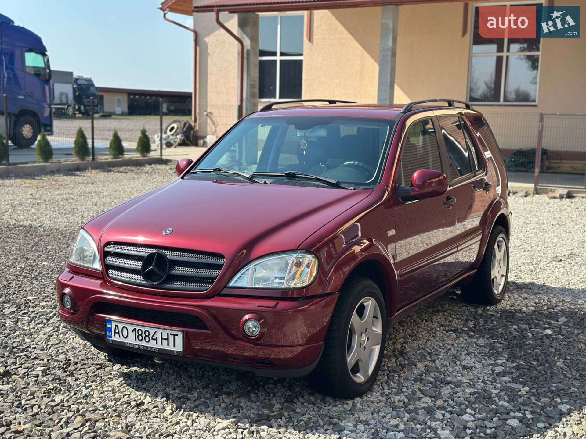 MERCEDES-BENZ ML 320 2000