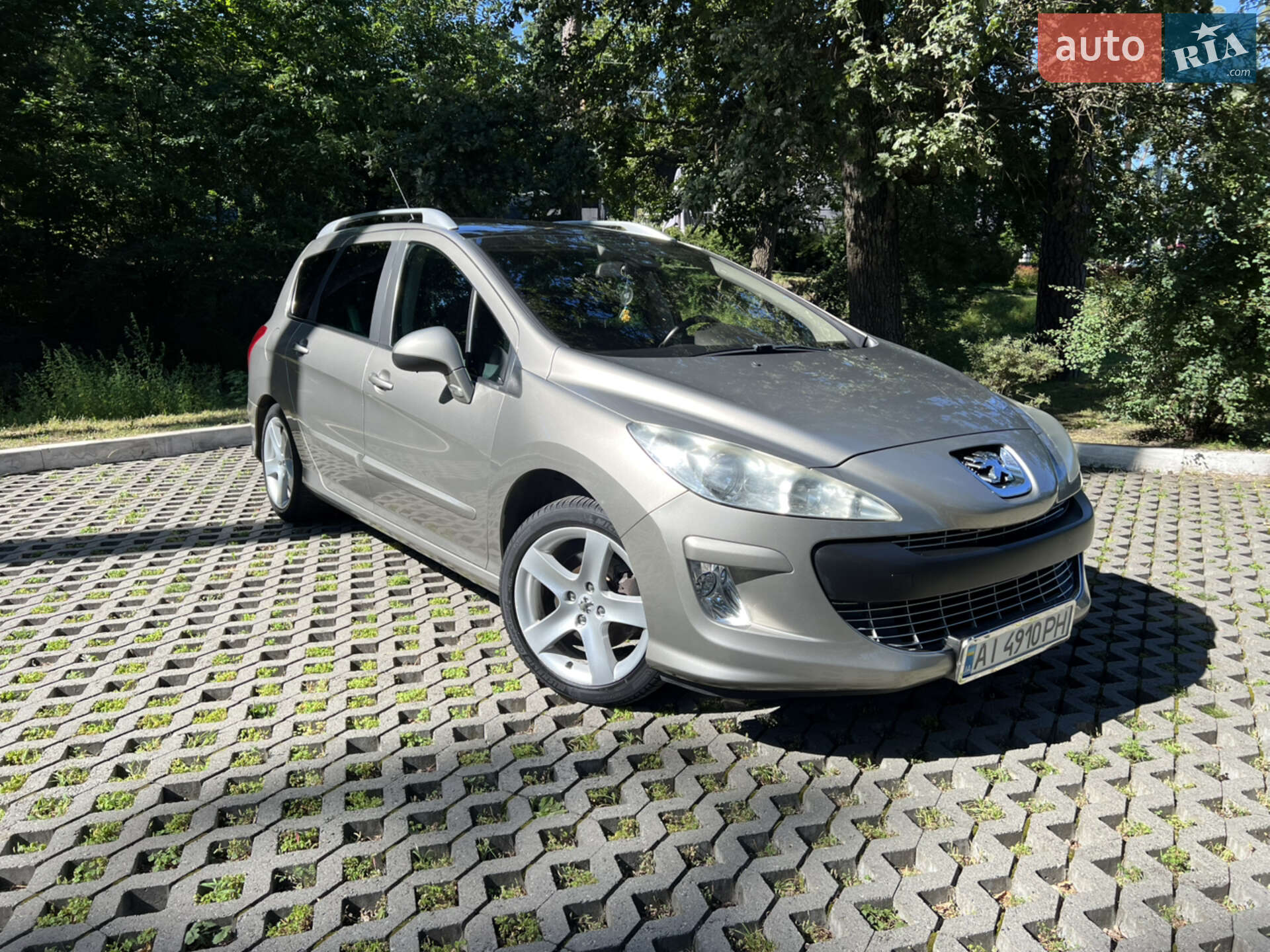 PEUGEOT 308 2010