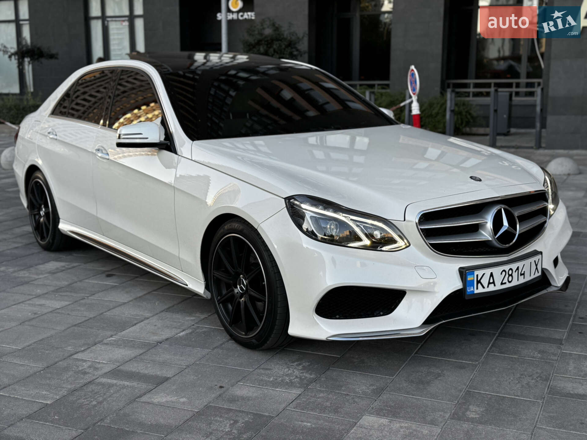 MERCEDES-BENZ E 350 2014