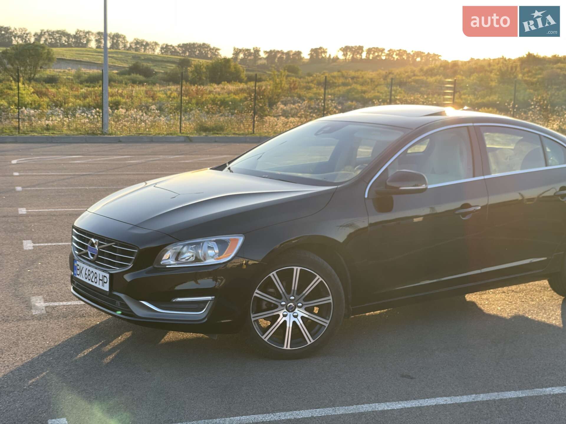 VOLVO S60 2015