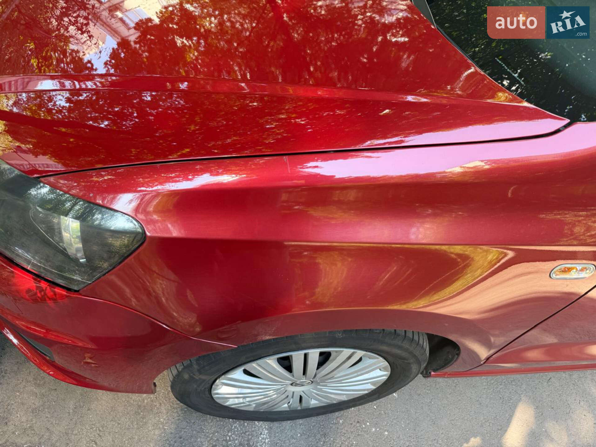 VOLKSWAGEN POLO 2016