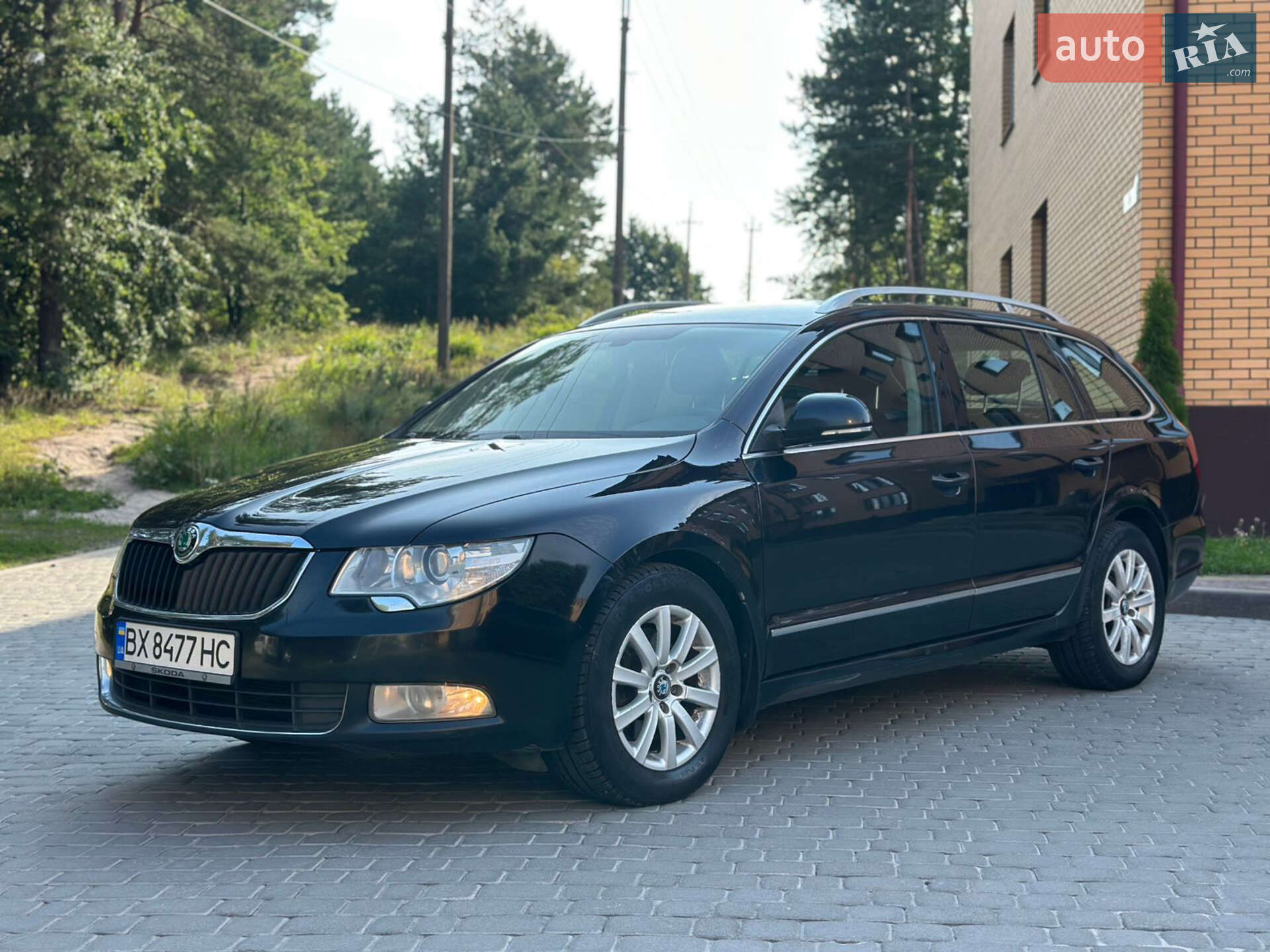 SKODA SUPERB 2010