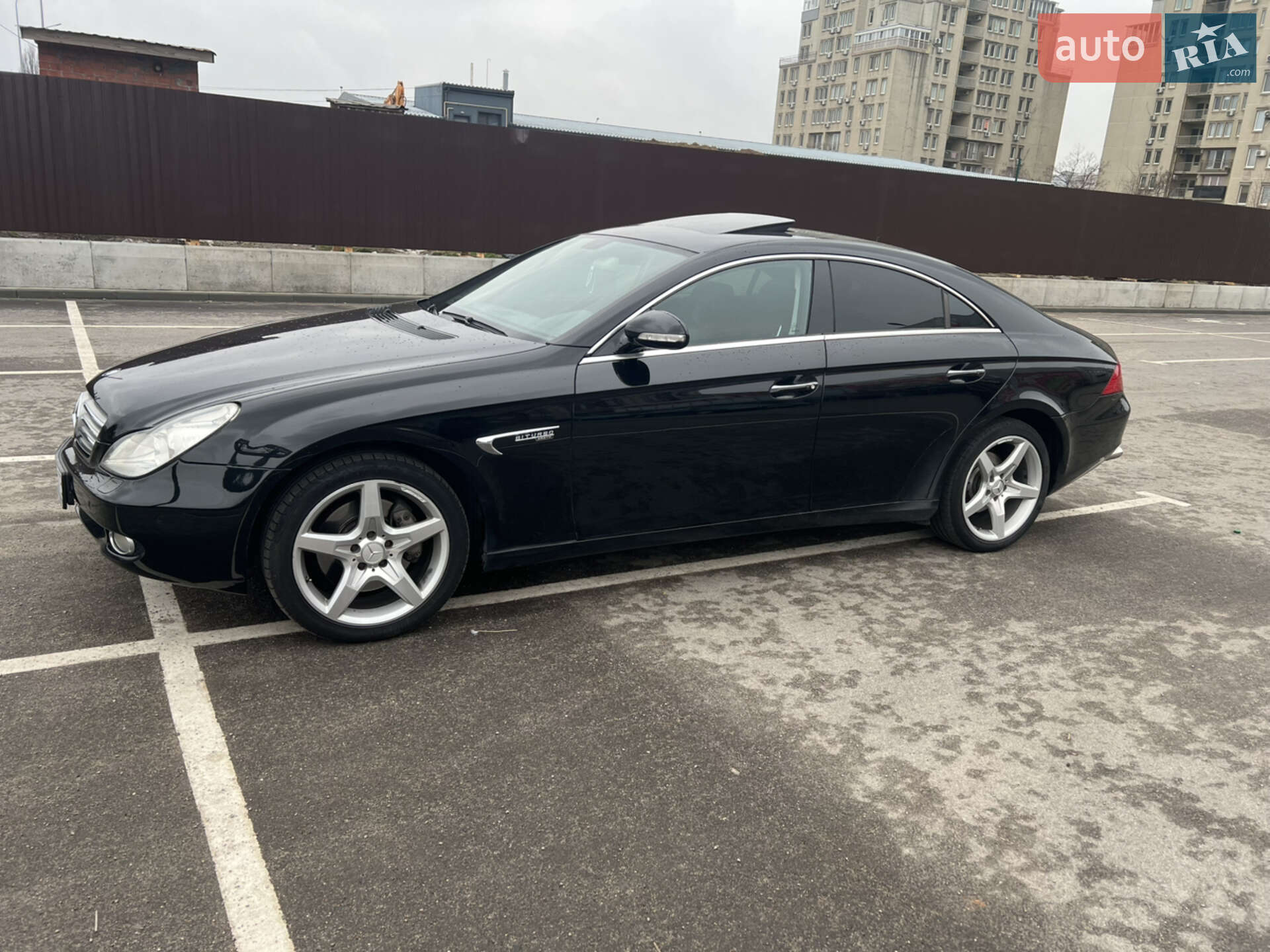 Головне фото звіту автомобіля MERCEDES-BENZ CLS 500 2006