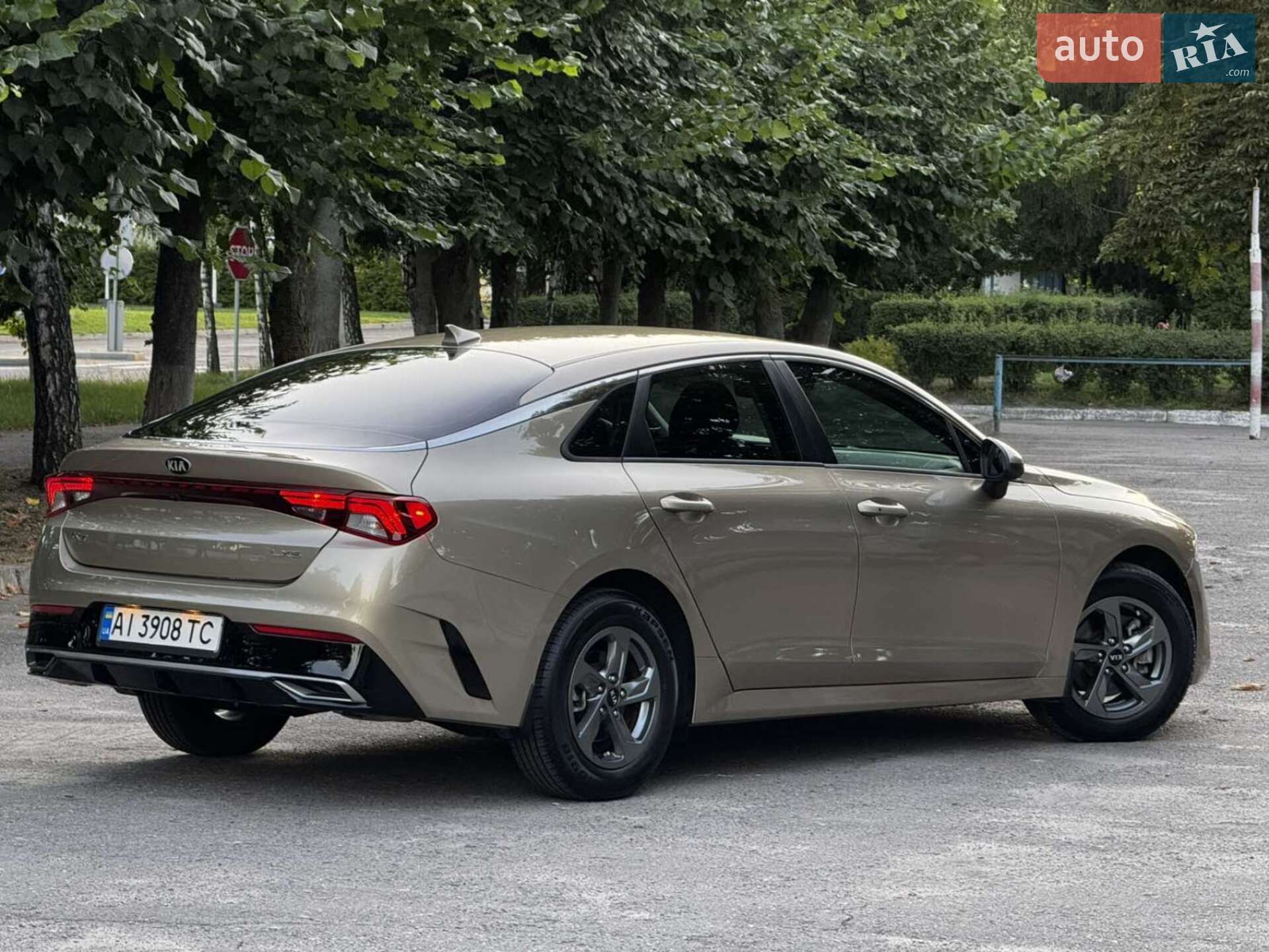 KIA K5 2021