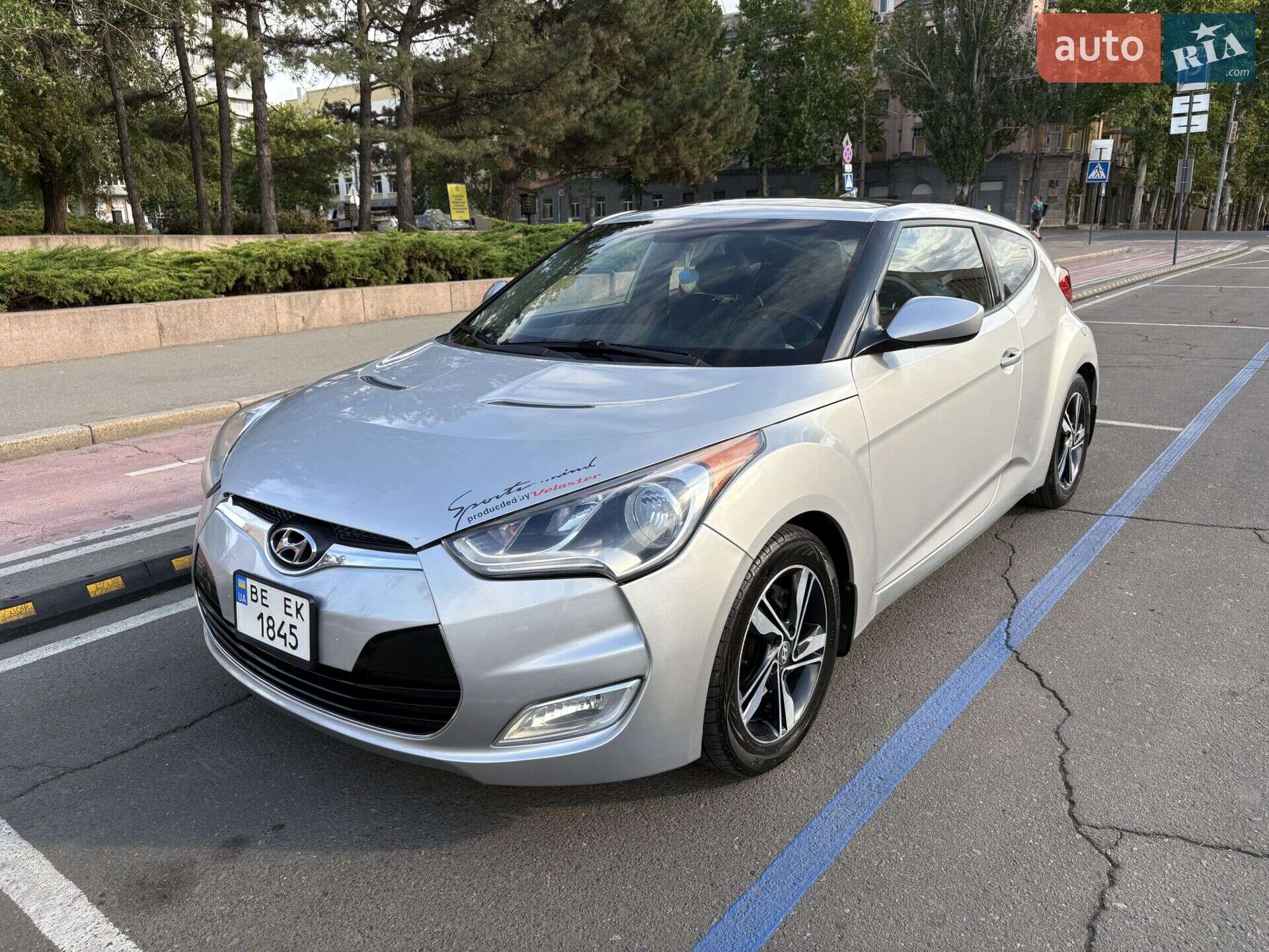 HYUNDAI VELOSTER 2012