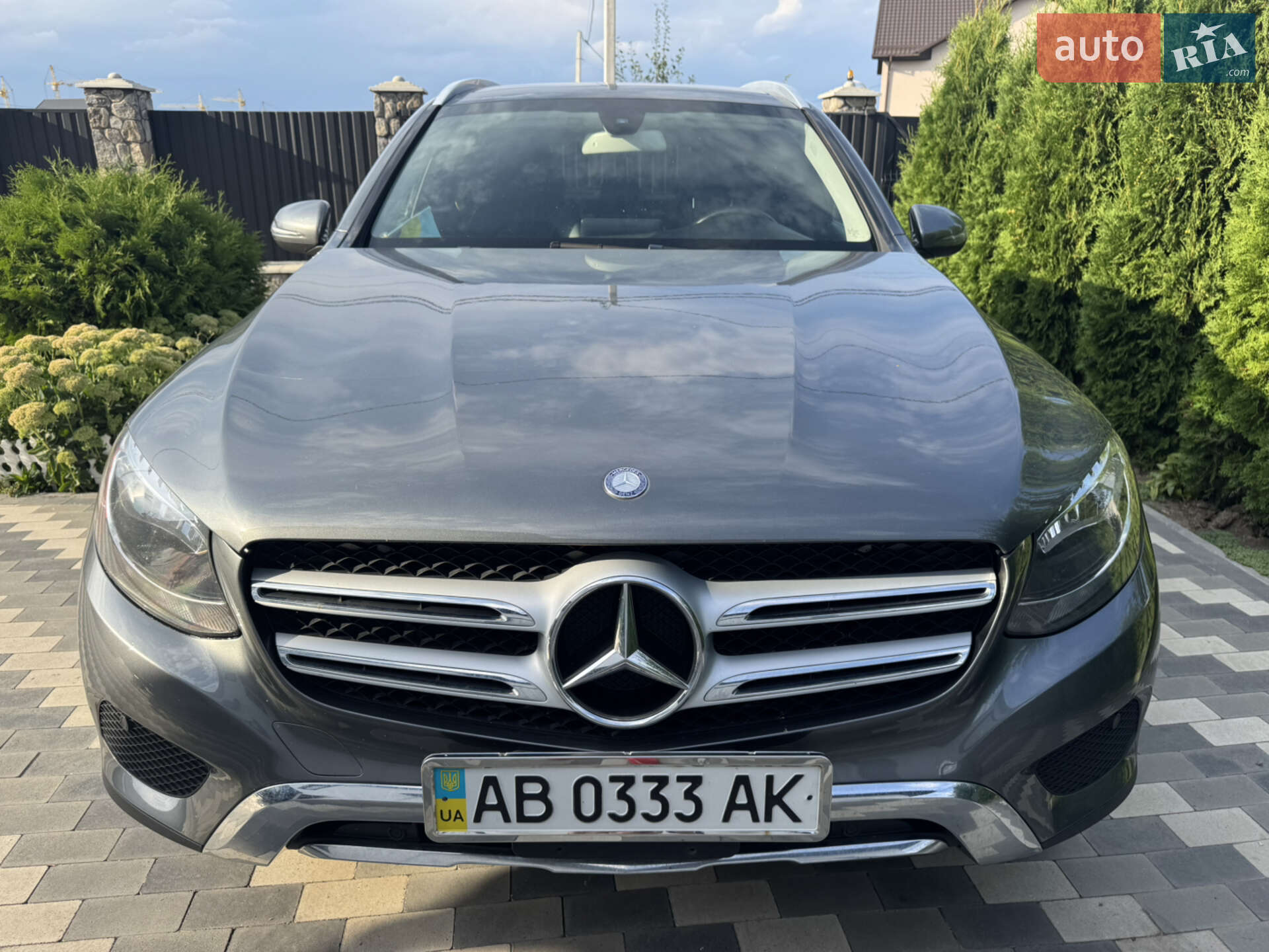 MERCEDES-BENZ GLC 300 2016