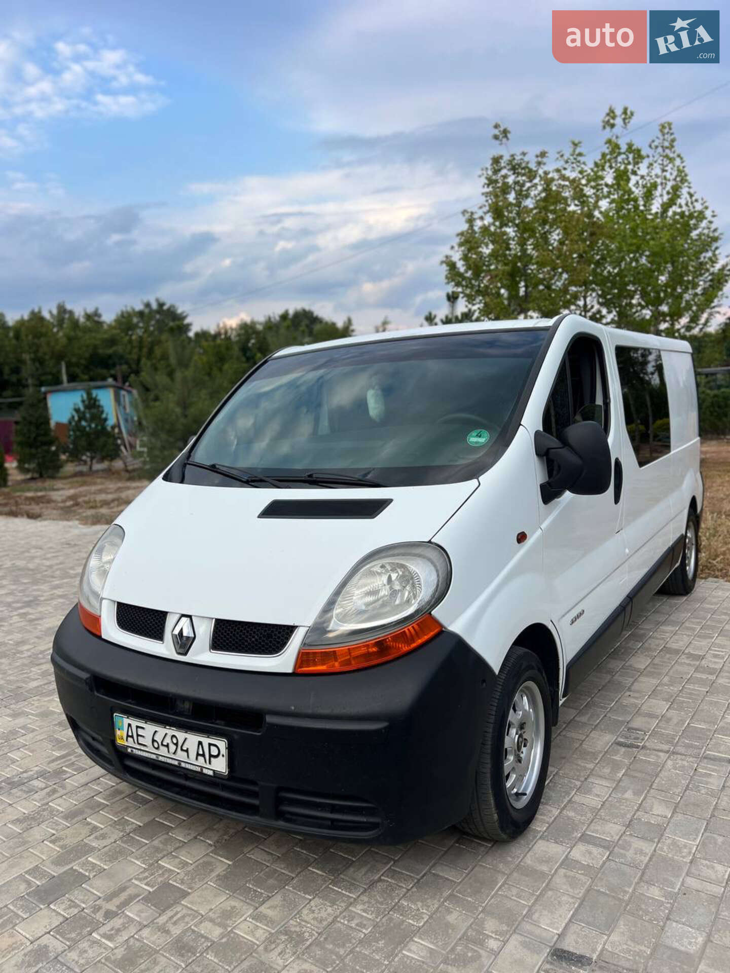 RENAULT TRAFIC 2005