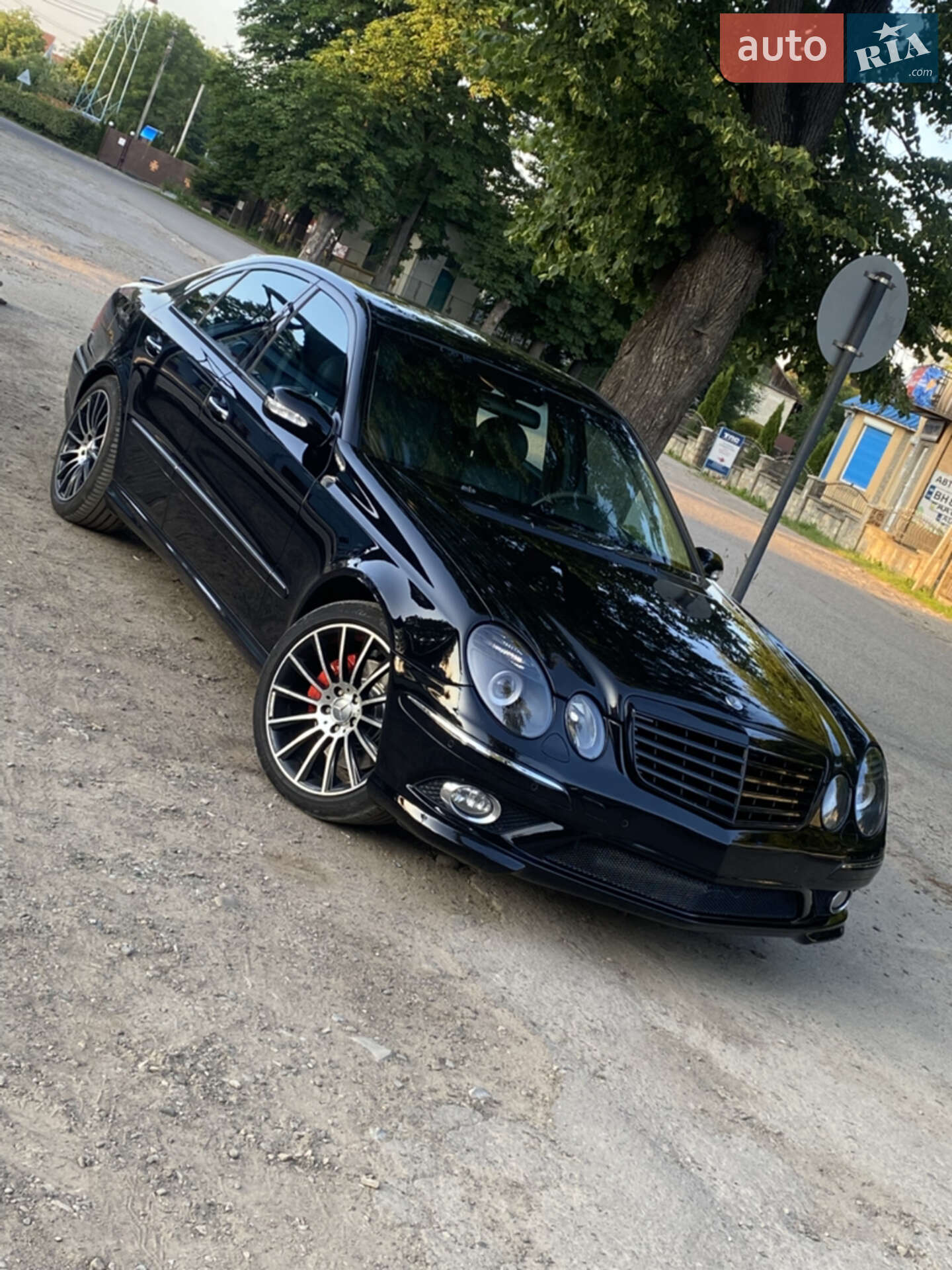 MERCEDES-BENZ E 500 2002