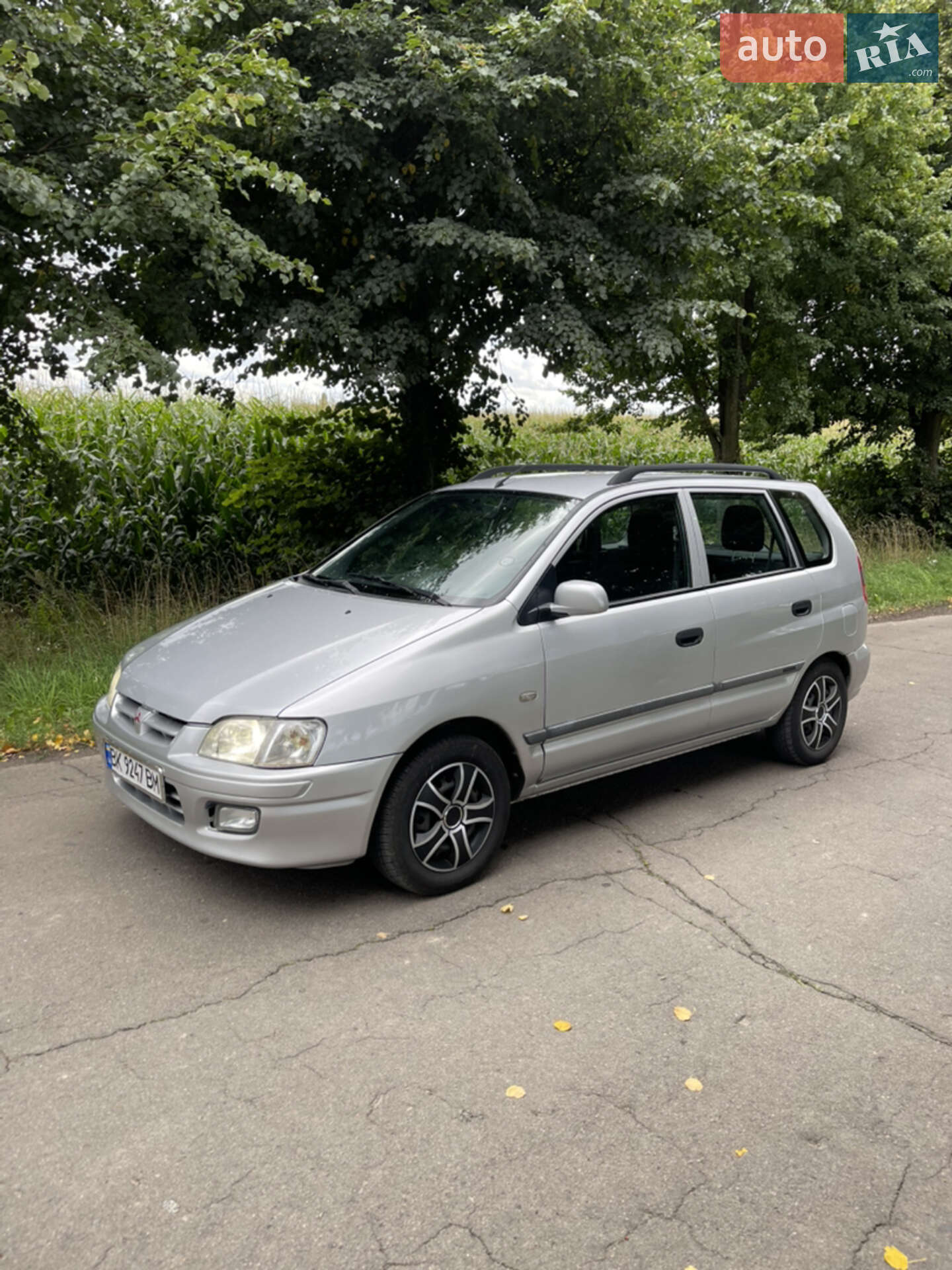 MITSUBISHI SPACE STAR 2001