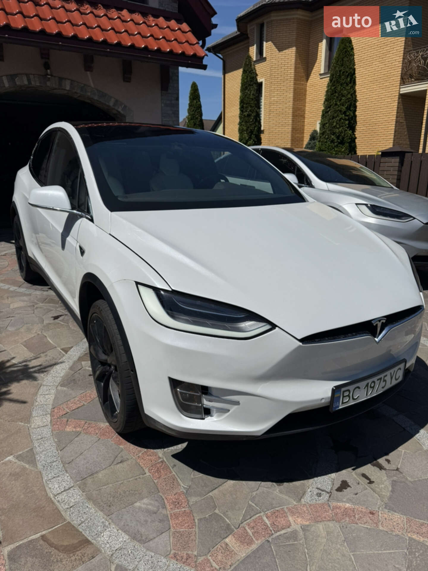 TESLA MODEL X 2016