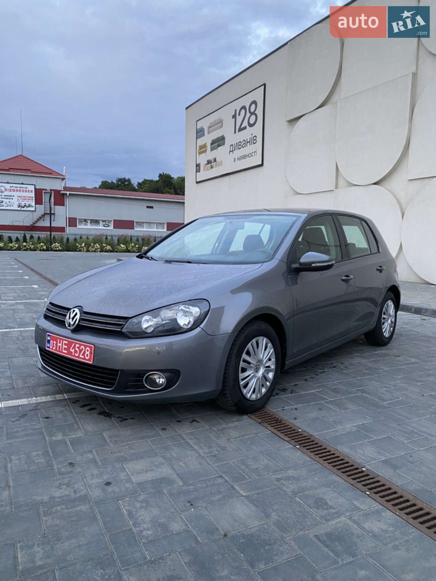VOLKSWAGEN GOLF PLUS 2009