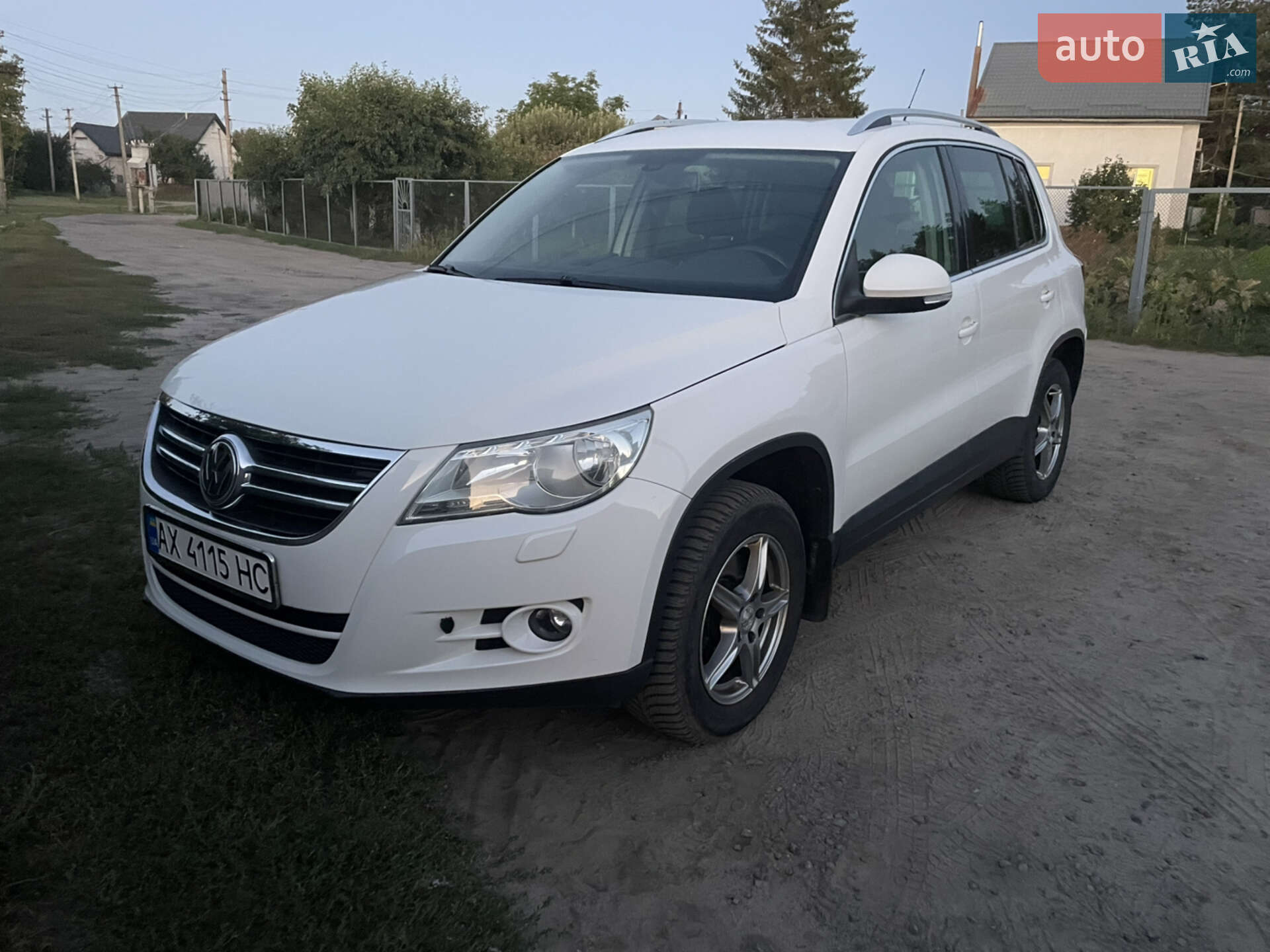 VOLKSWAGEN TIGUAN 2010