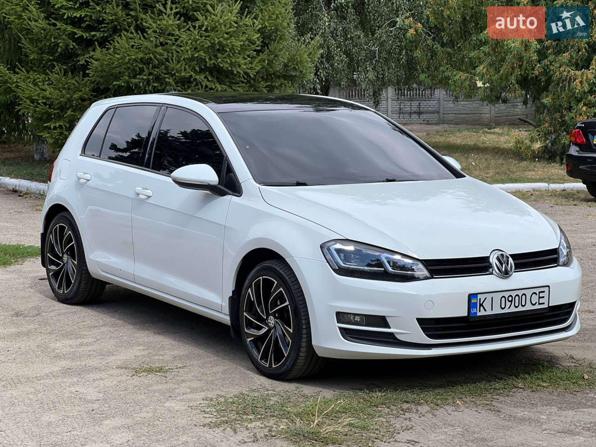 VOLKSWAGEN GOLF 2017