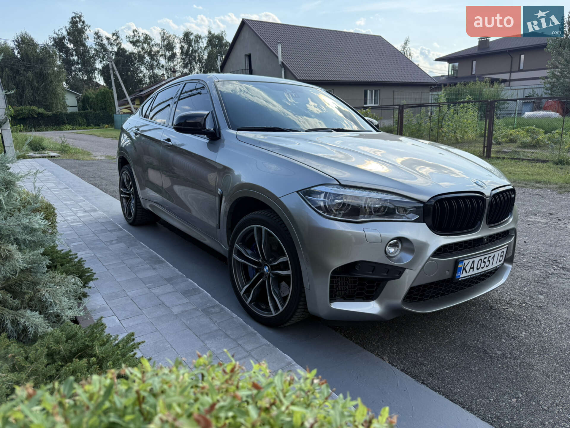 Головне фото звіту автомобіля BMW X6 M 2019