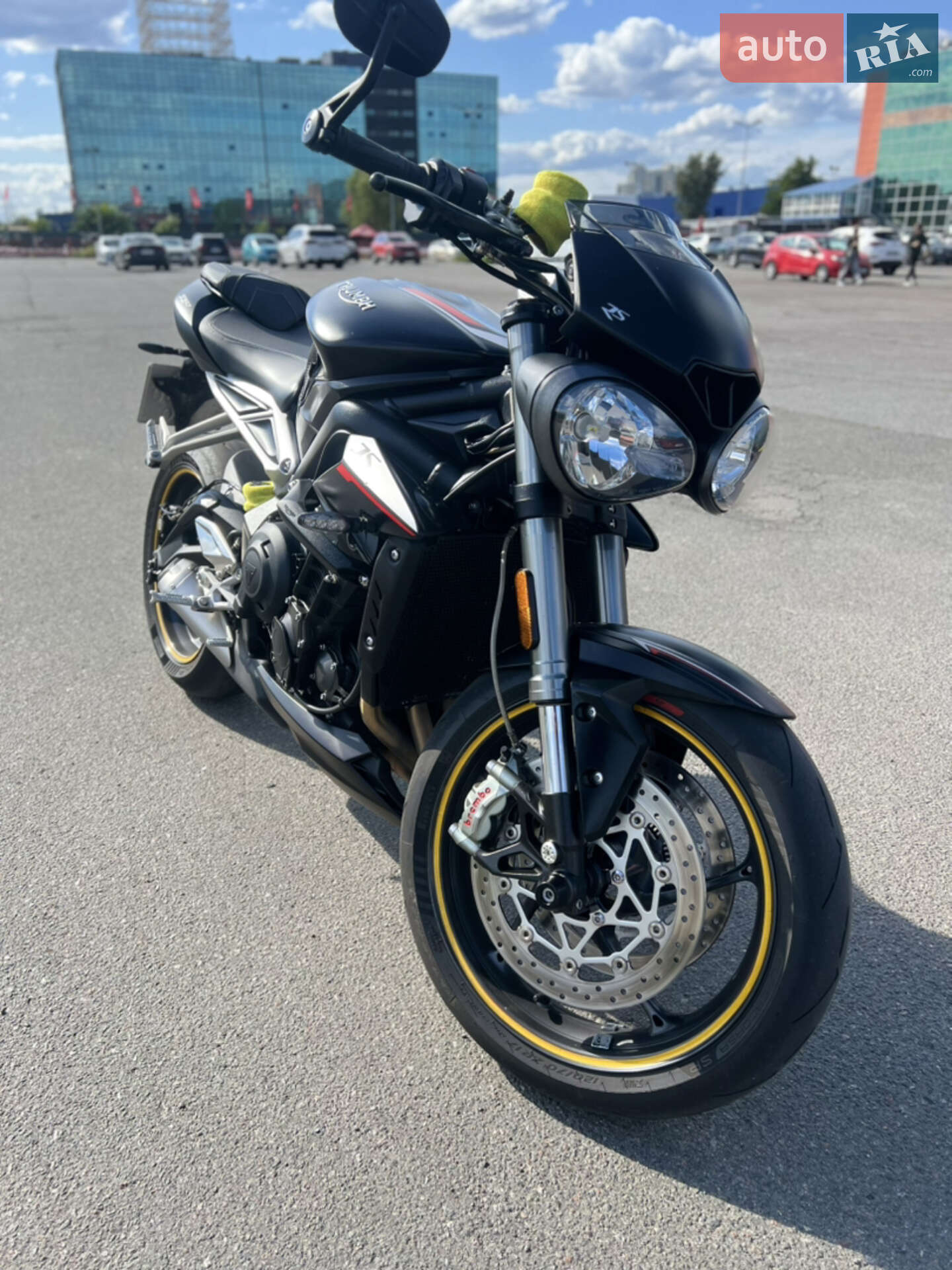 TRIUMPH STREET TRIPLE 2018