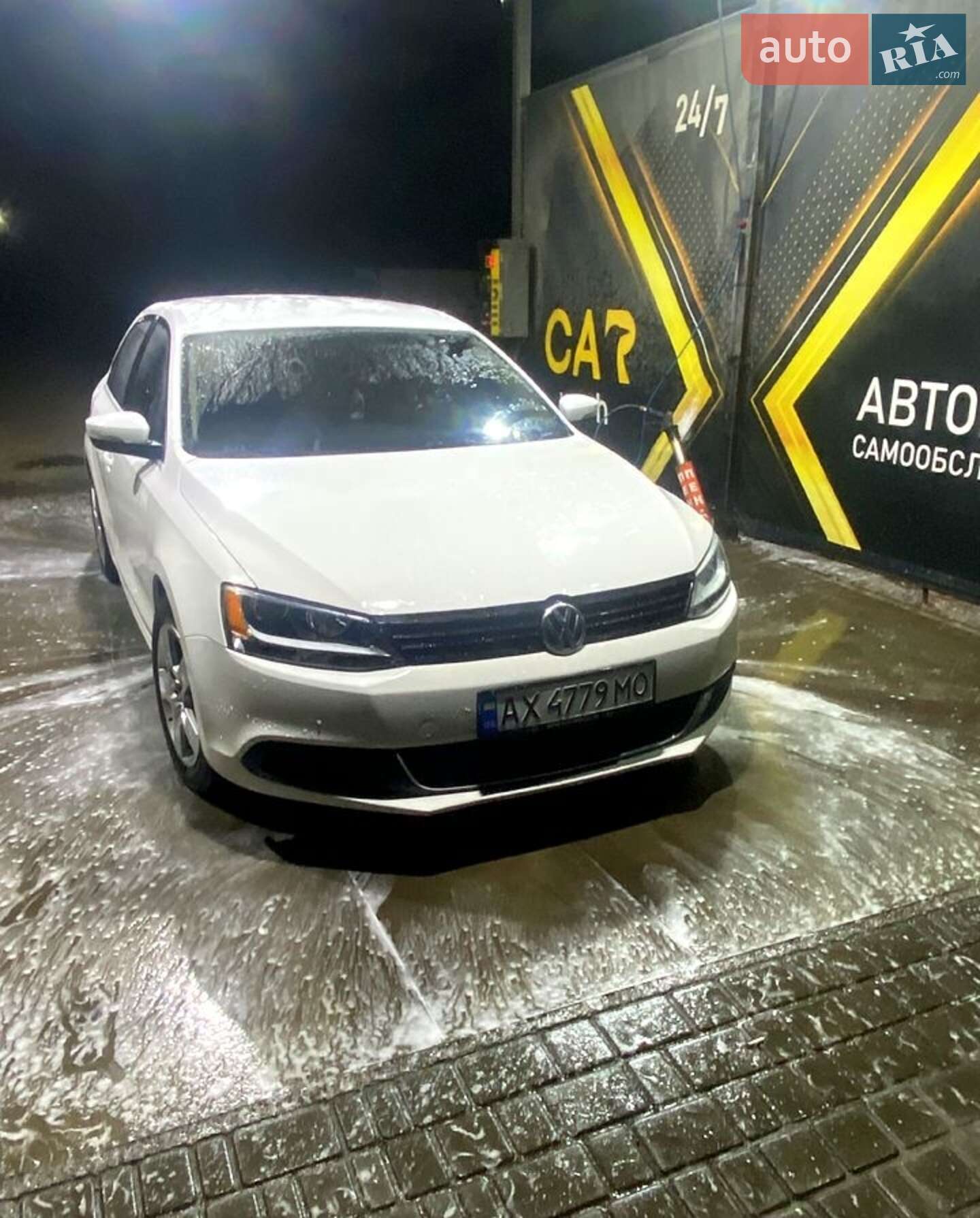 VOLKSWAGEN JETTA 2012
