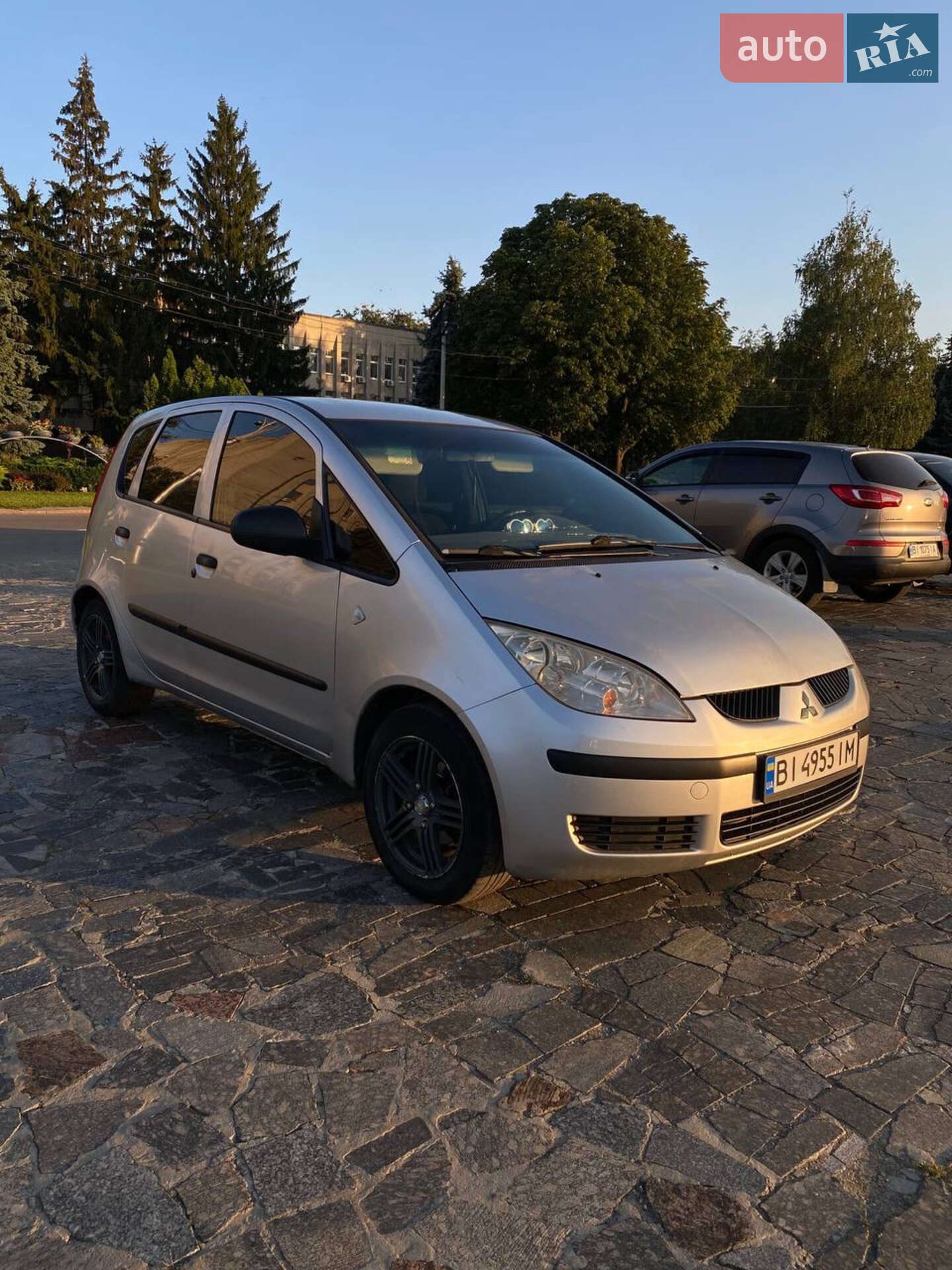 MITSUBISHI COLT 2005