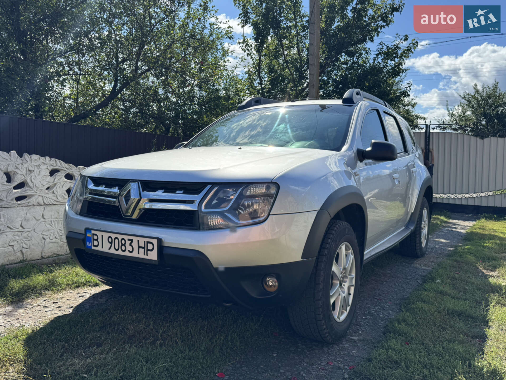RENAULT DUSTER 2016