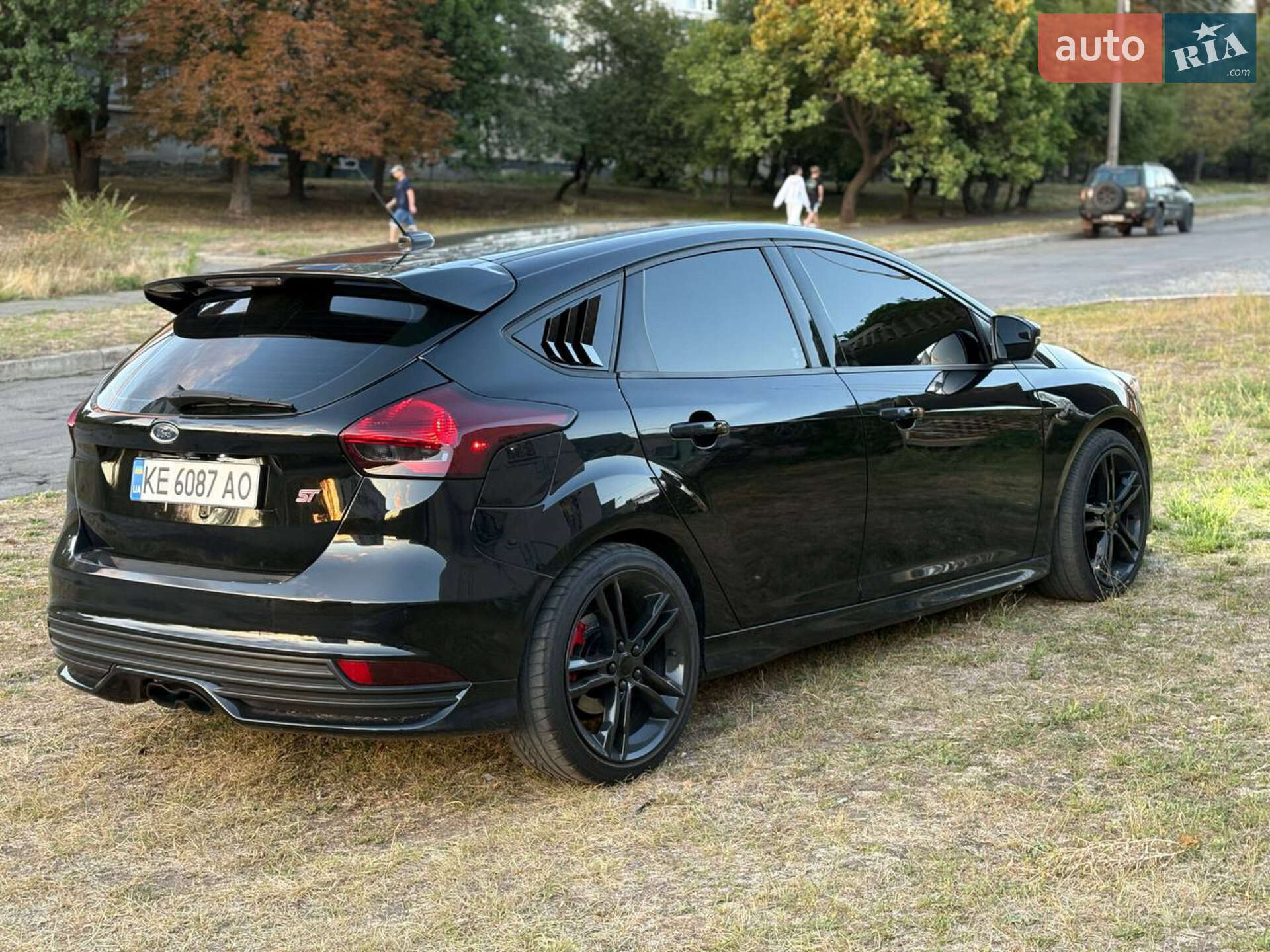 Головне фото звіту автомобіля FORD FOCUS 2017