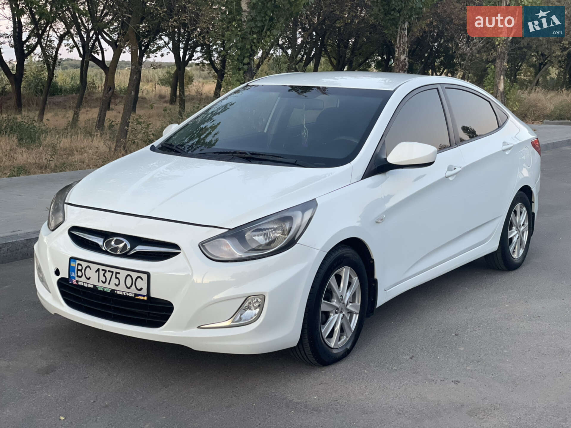 HYUNDAI ACCENT 2011